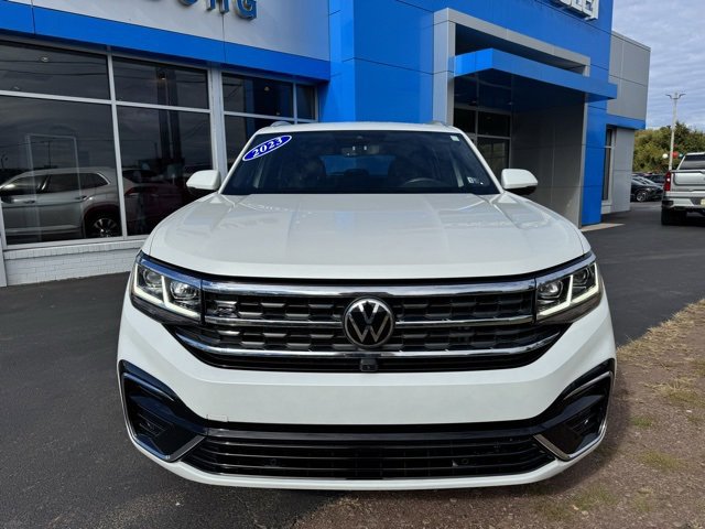 2023 Volkswagen Atlas Cross Sport V6 SEL Premium R-Line photo 2