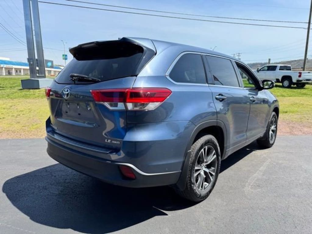 Used 2018 Toyota Highlander LE