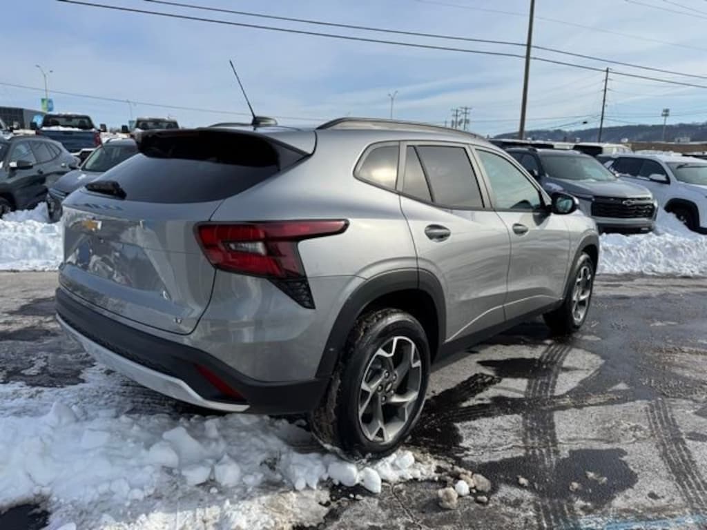 New 2026 Chevrolet Trax LT SUV