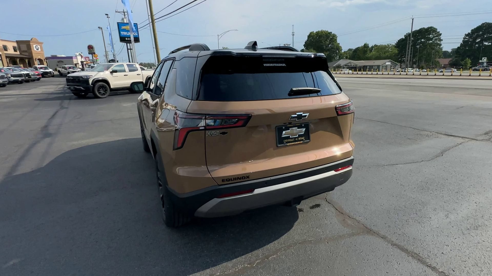 2027 Chevrolet Equinox LT - Photo 7