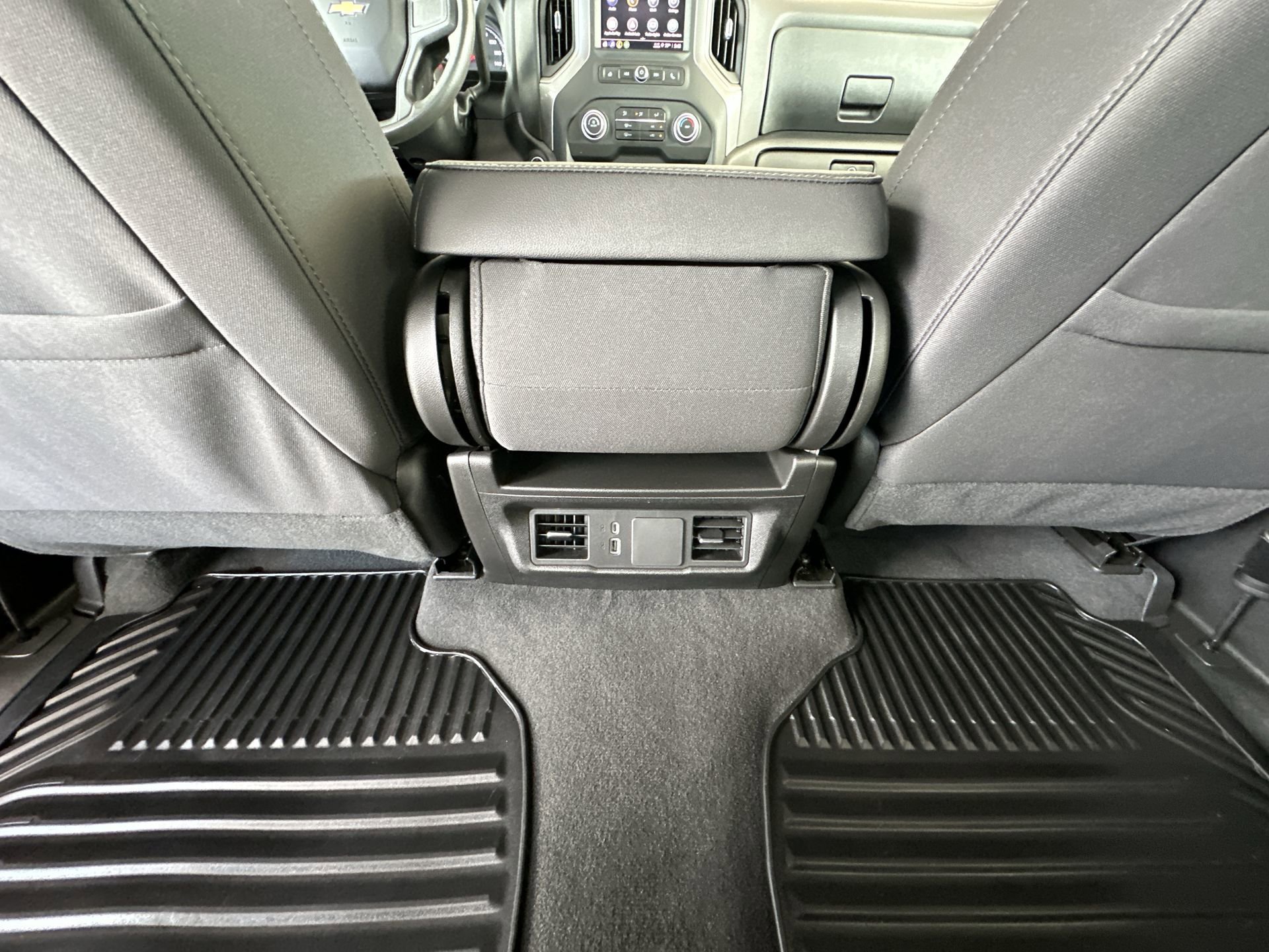 2024 Chevrolet Silverado 2500HD Custom - Photo 21