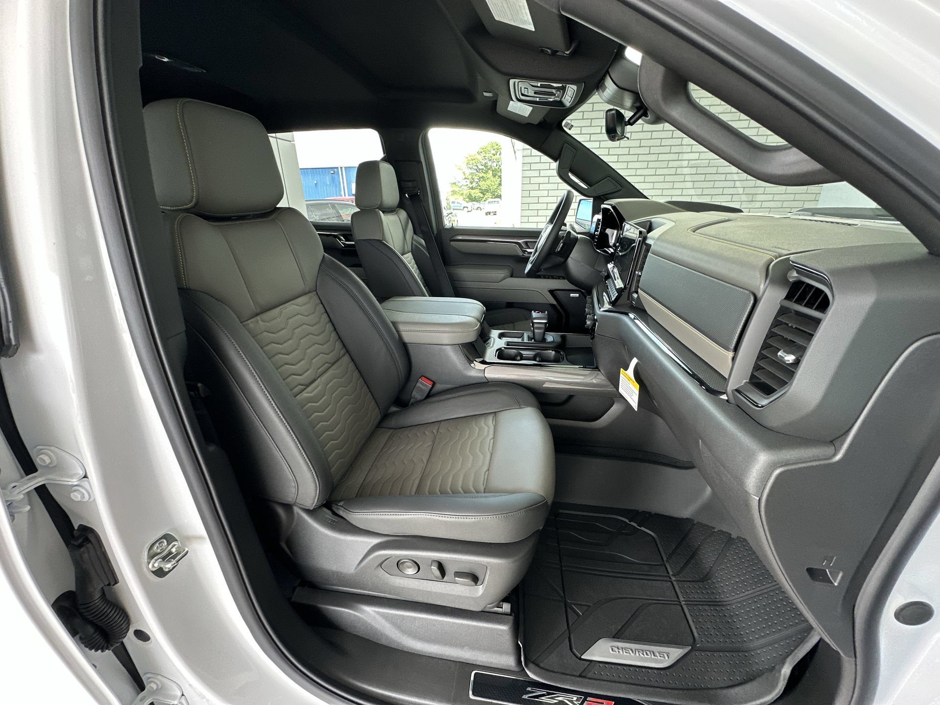 2026 Chevrolet Silverado 1500 ZR2 - Photo 27