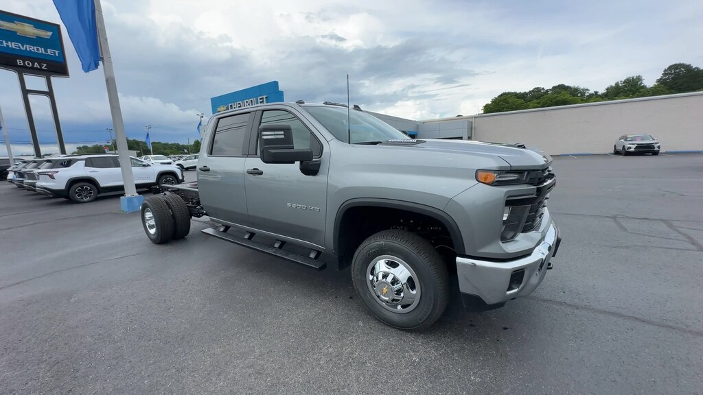 New 2026 Chevrolet Silverado 3500 HD Chassis Cab Work Truck Truck