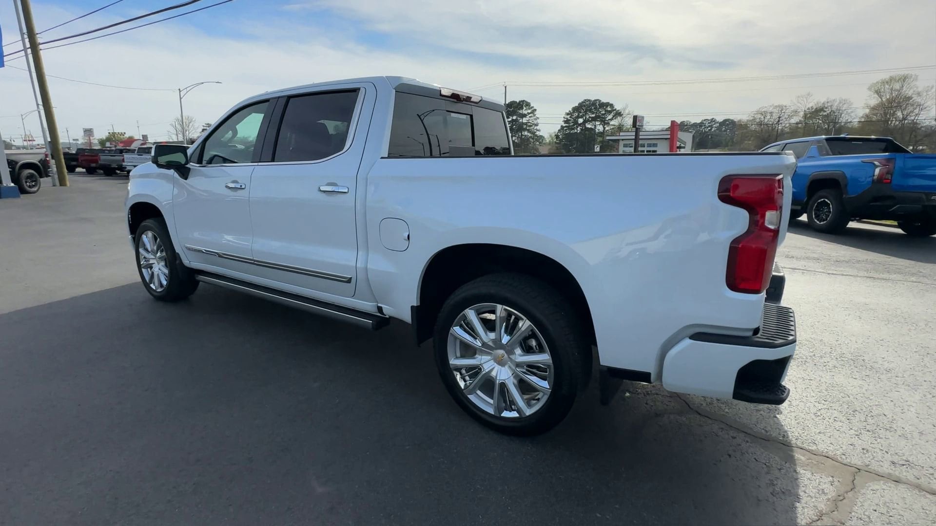 2026 Chevrolet Silverado 1500 High Country - Photo 6