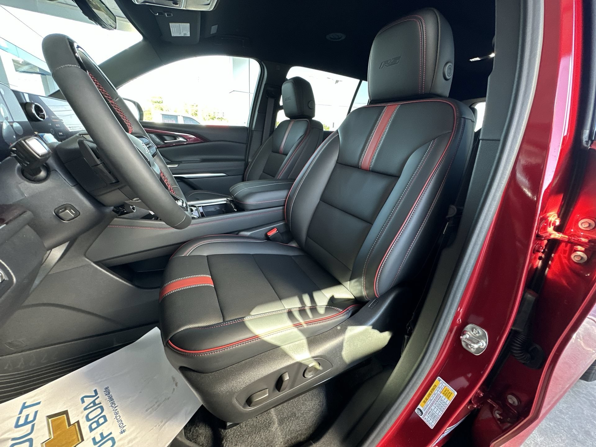 2027 Chevrolet Traverse RS - Photo 19