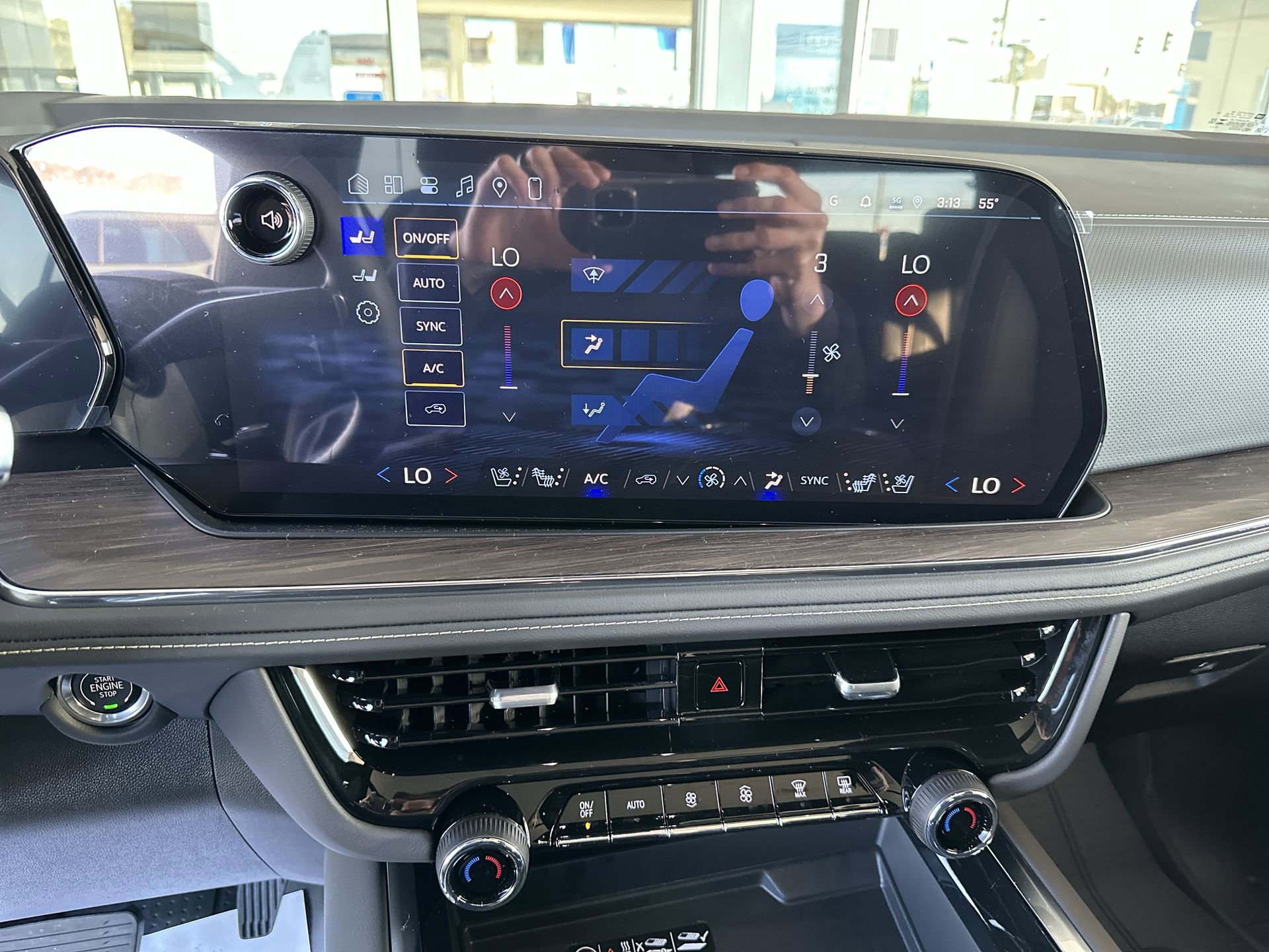 2026 Chevrolet Tahoe Premier - Photo 36