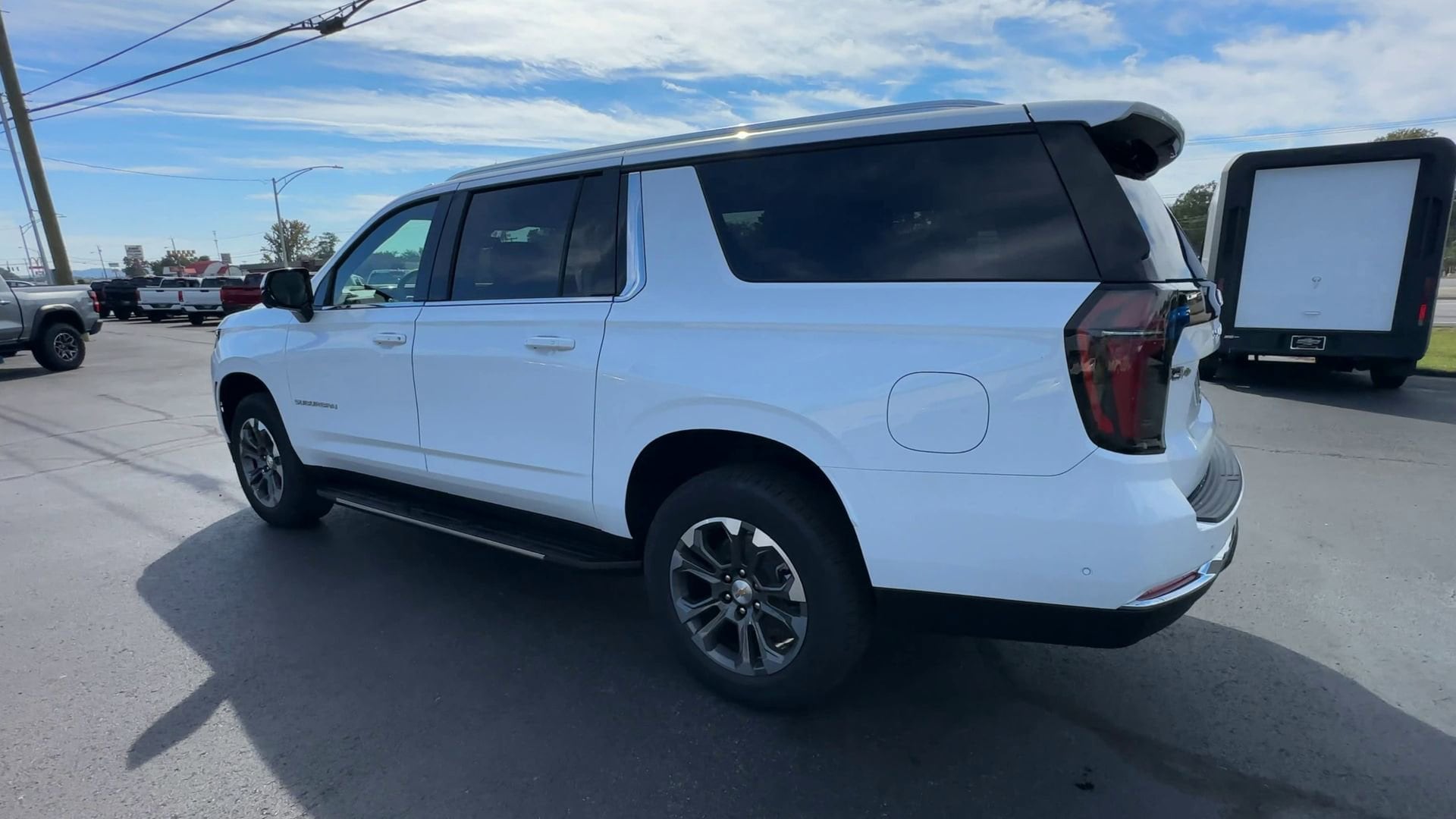 2026 Chevrolet Suburban LS - Photo 6