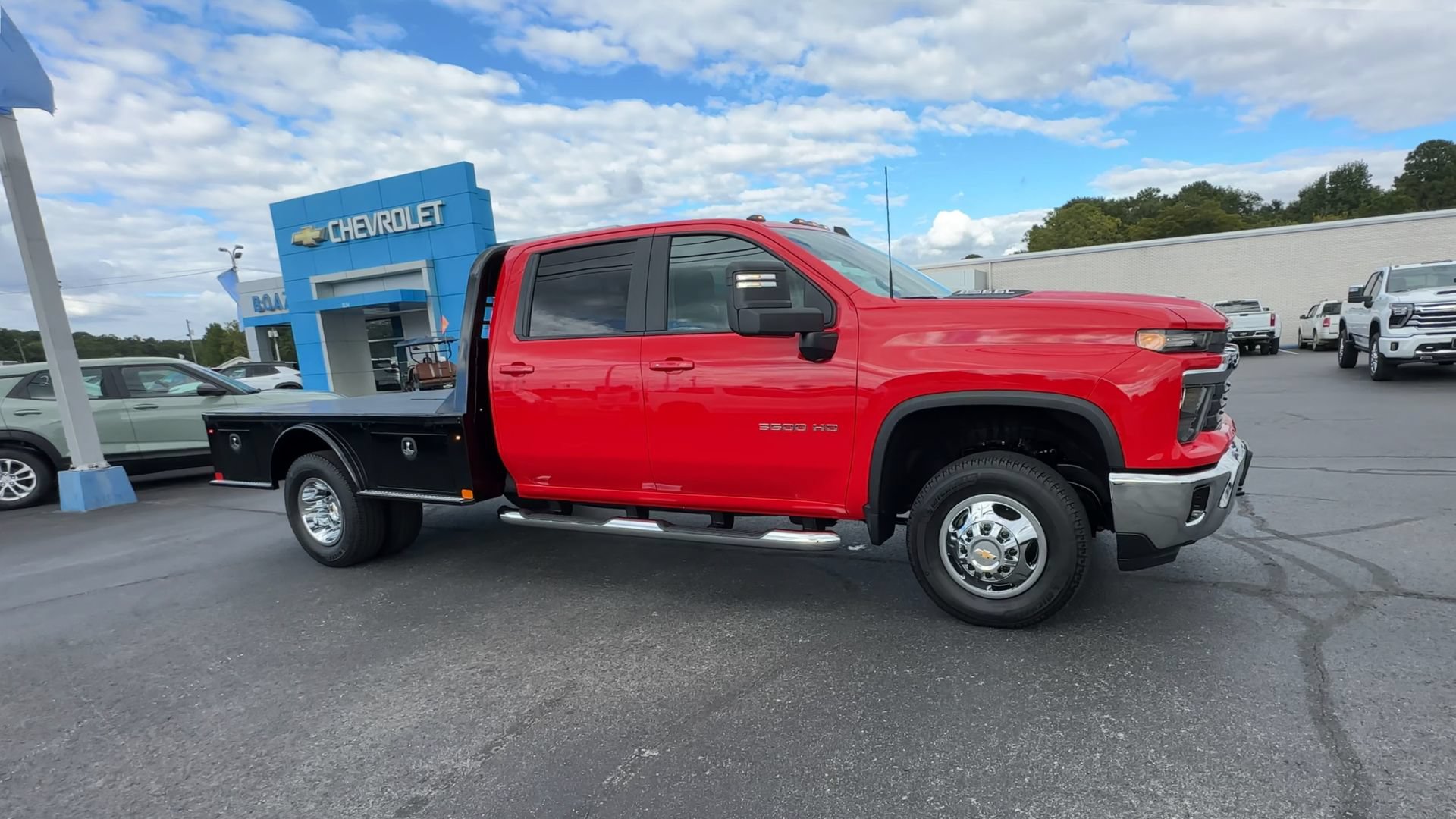 Used 2025 Chevrolet Silverado 3500 HD Chassis Cab LT Chassis Cab Truck