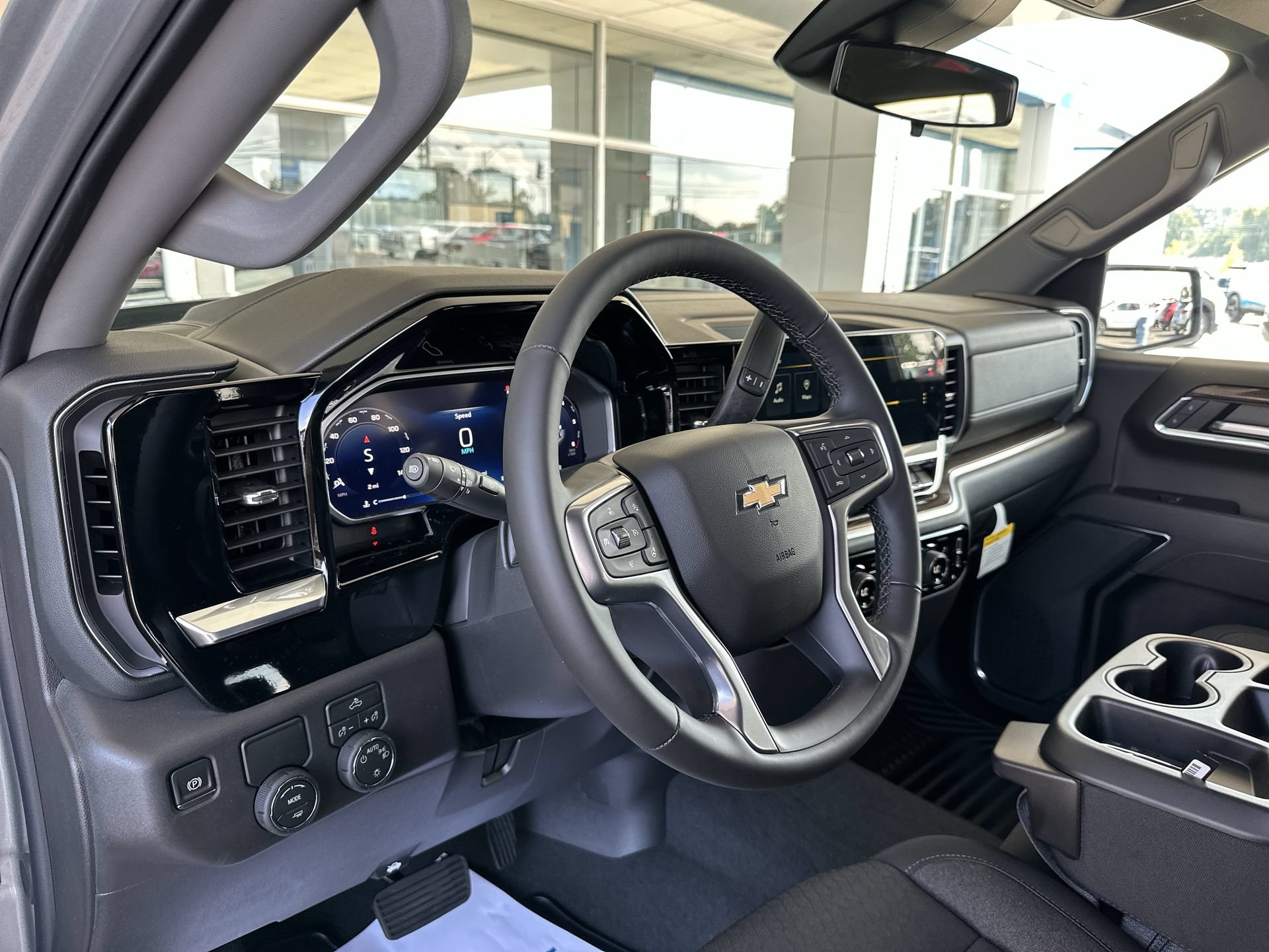 2026 Chevrolet Silverado 1500 LT - Photo 10