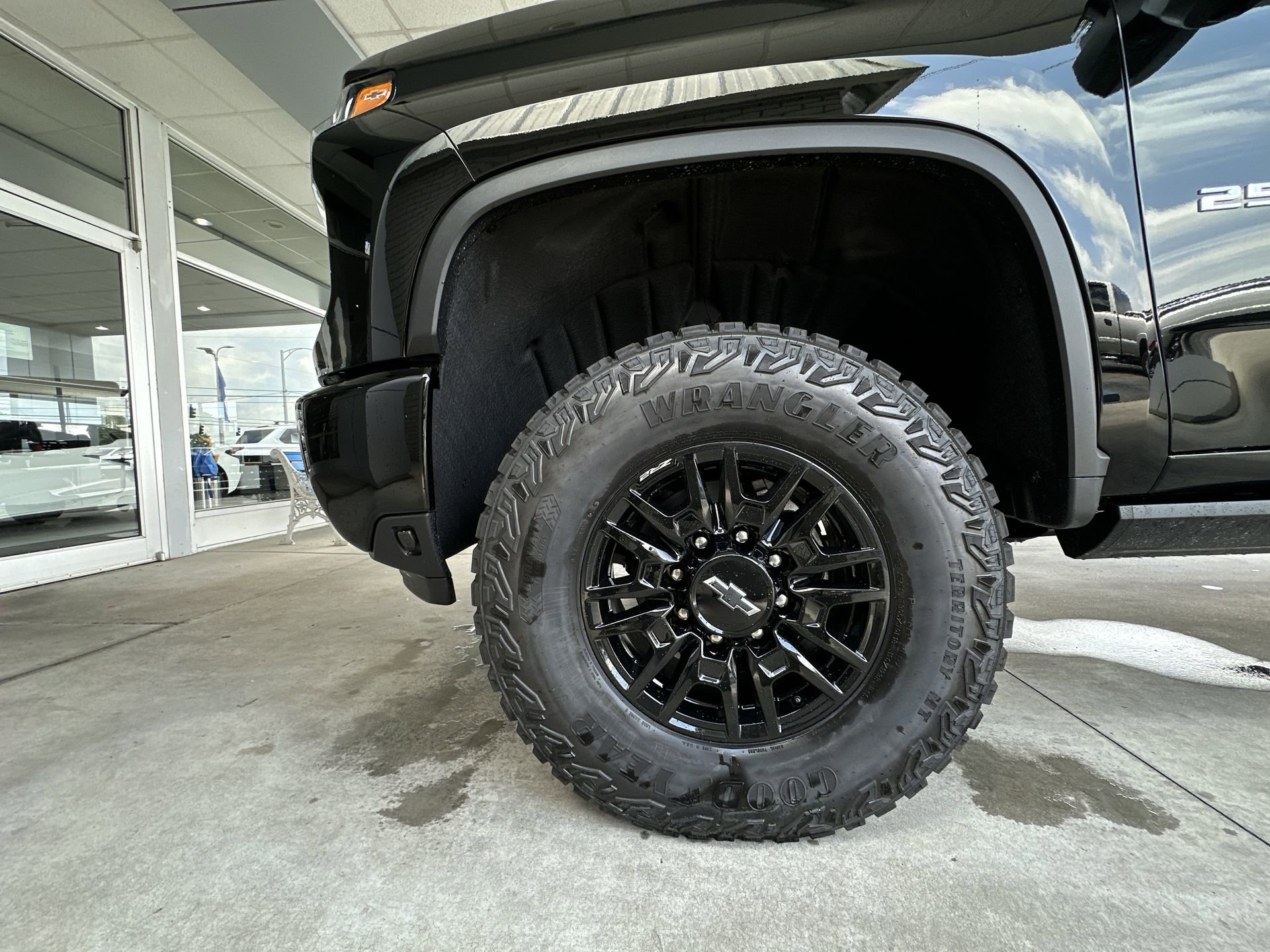 2026 Chevrolet Silverado 2500 HD ZR2 - Photo 31