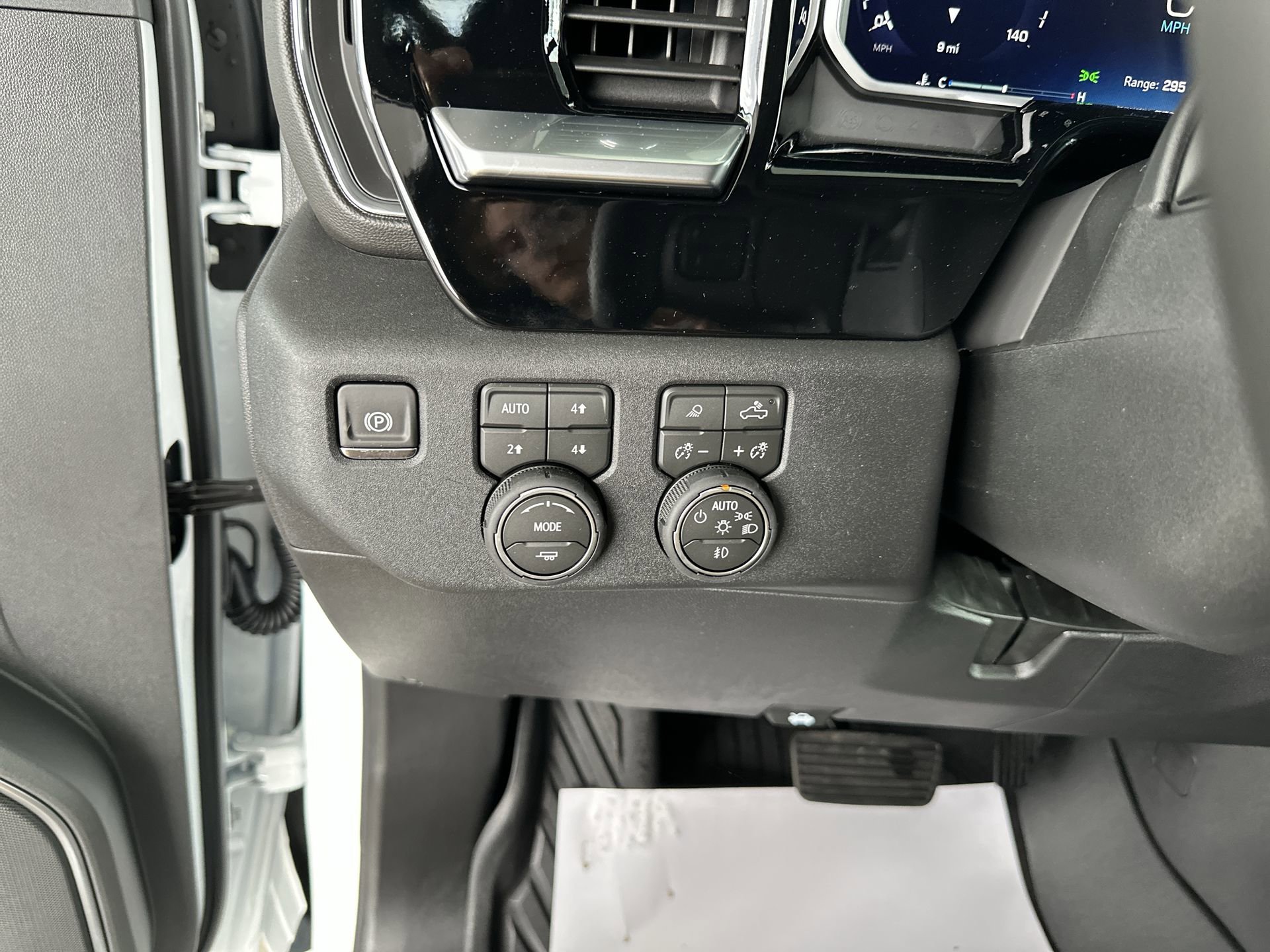 2026 Chevrolet Silverado 2500 HD LTZ - Photo 18
