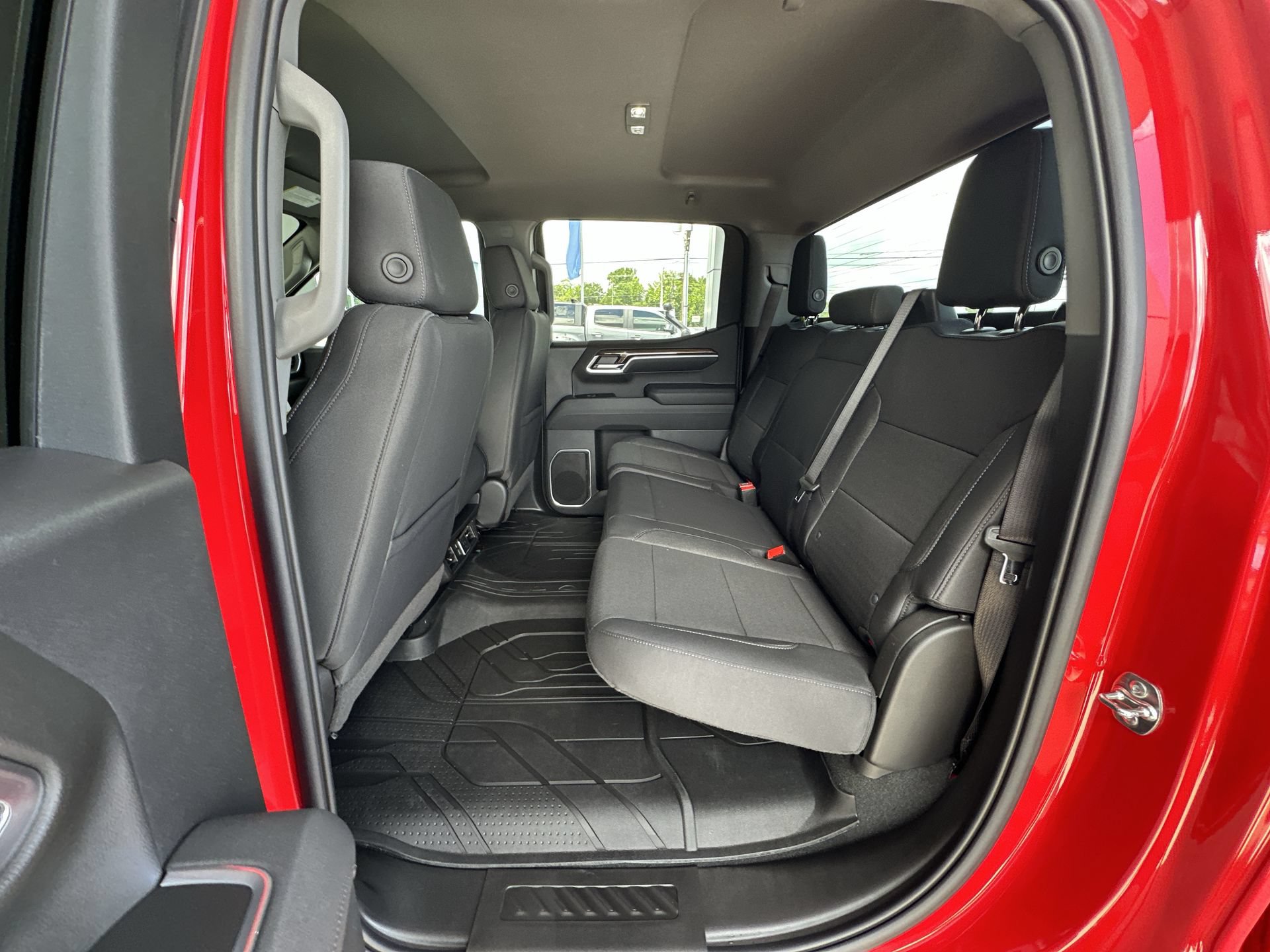 2026 Chevrolet Silverado 1500 LT - Photo 25