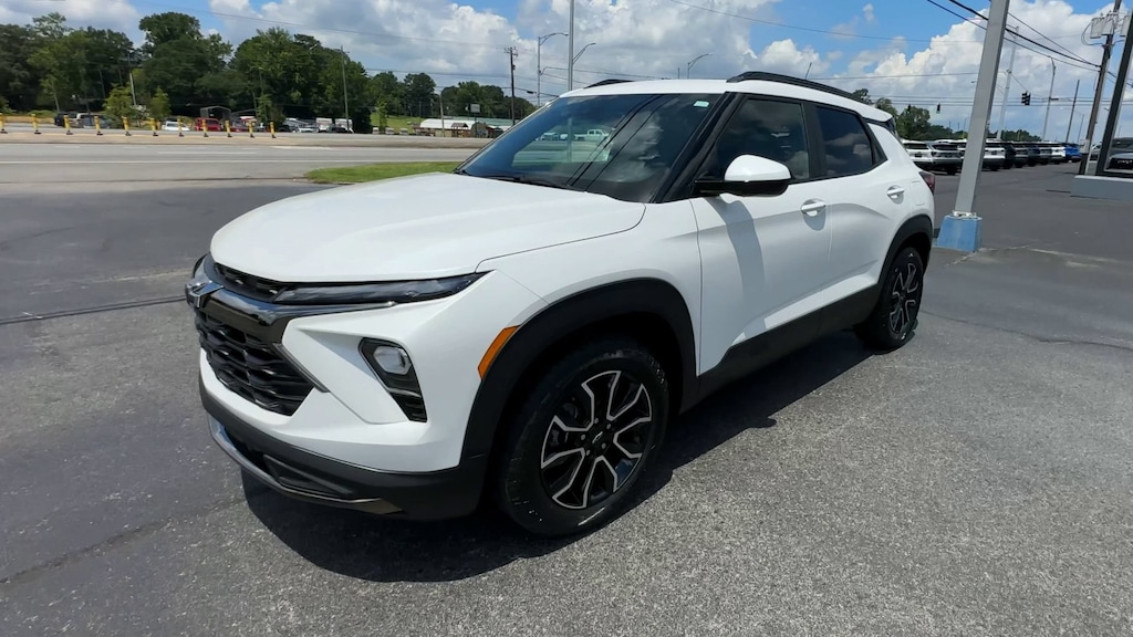 Used 2025 Chevrolet Trailblazer Activ SUV