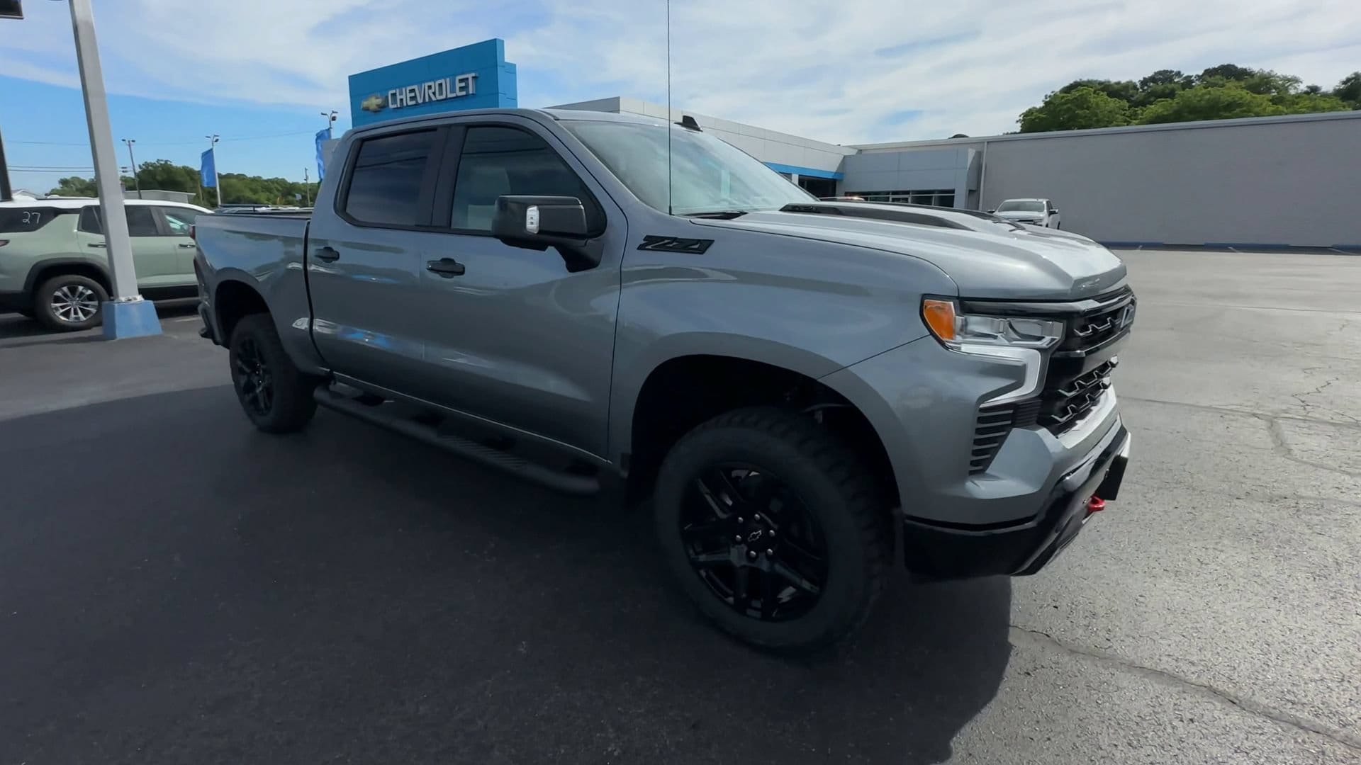 2026 Chevrolet Silverado 1500 LT Trail Boss - Photo 2