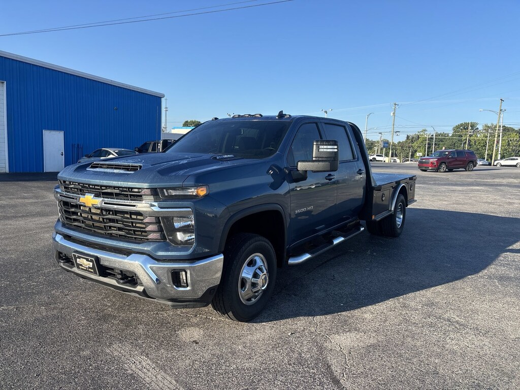 Used 2025 Chevrolet Silverado 3500 HD Chassis Cab LT Chassis Cab Truck