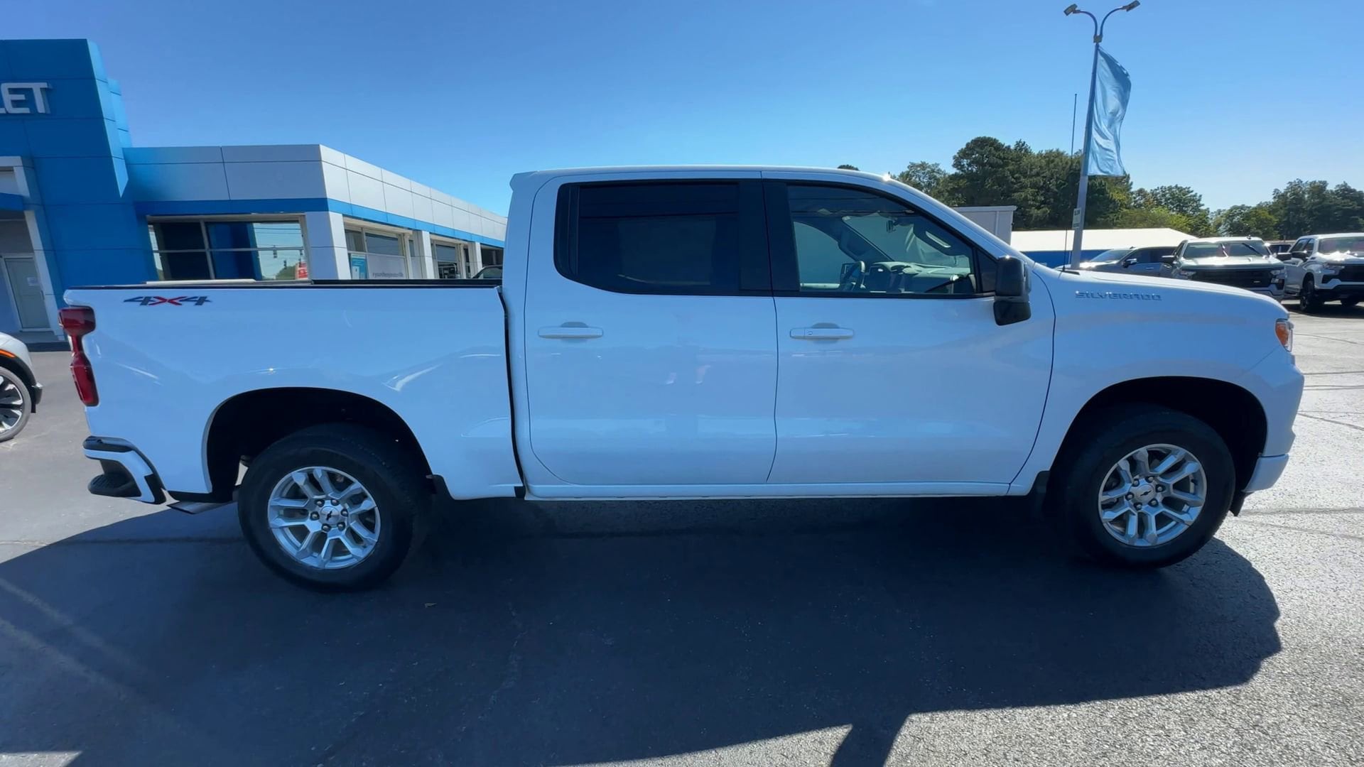 2024 Chevrolet Silverado 1500 RST - Photo 9