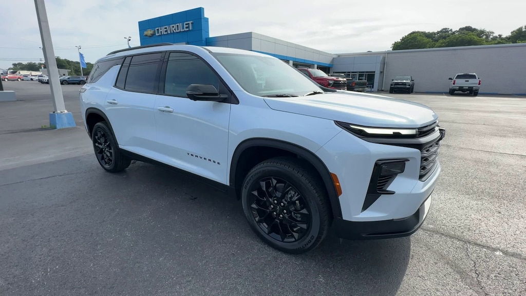 New 2026 Chevrolet Traverse LT SUV