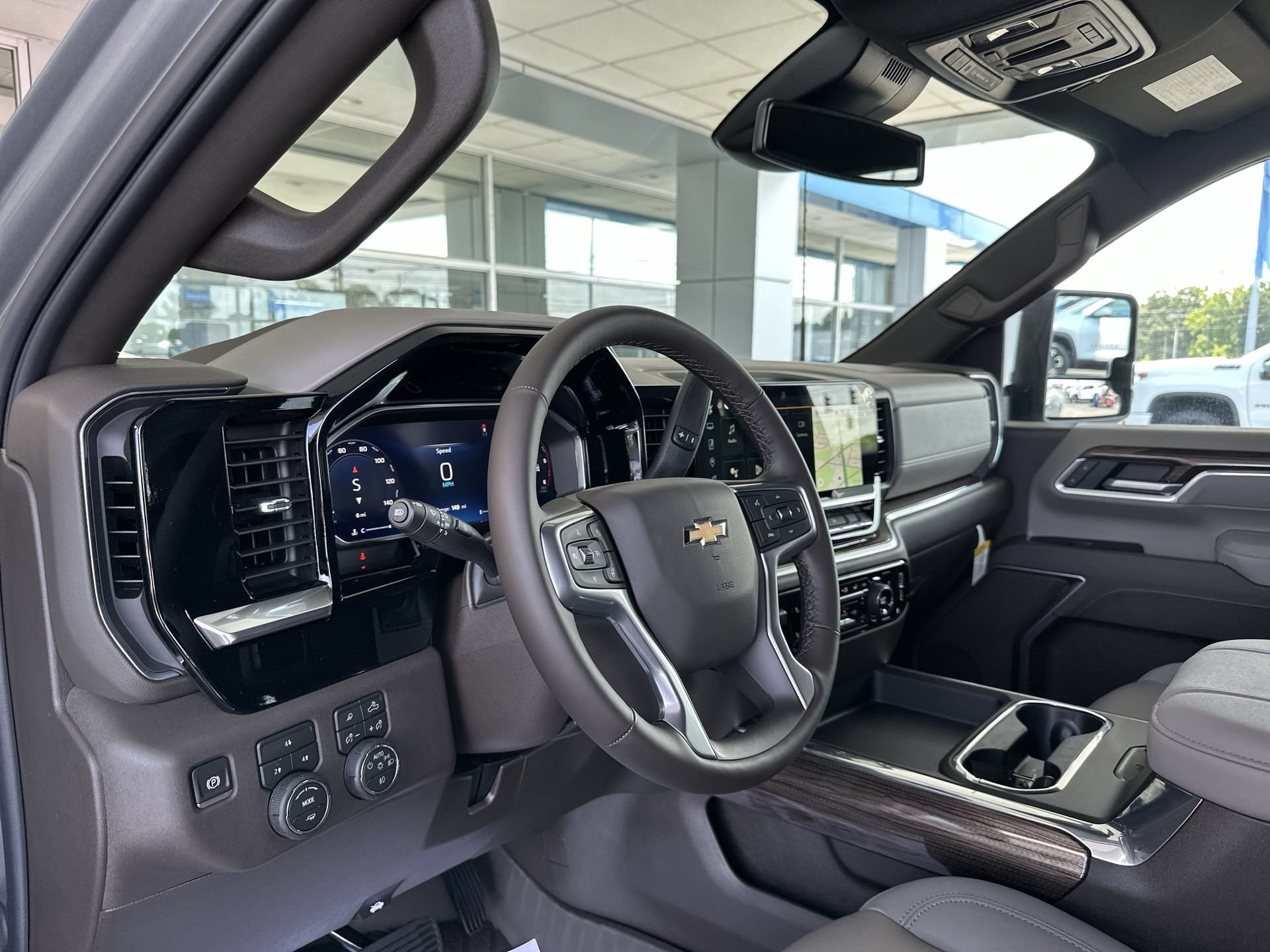 2026 Chevrolet Silverado 3500 HD LT - Photo 10