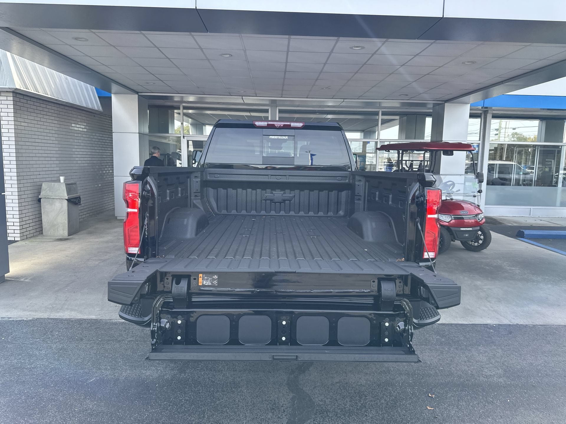 2026 Chevrolet Silverado 3500HD High Country - Photo 37