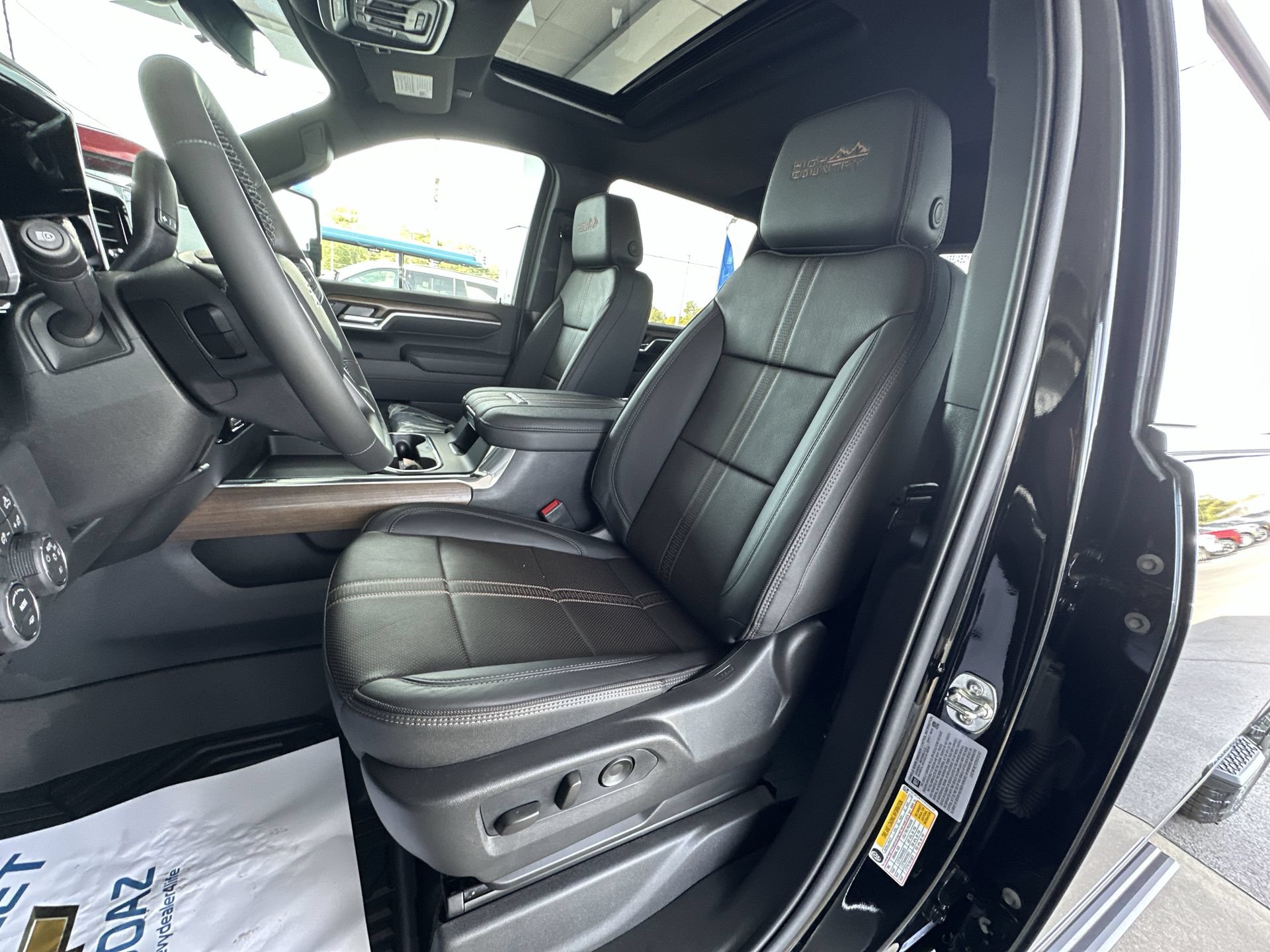 2026 Chevrolet Silverado 3500HD High Country - Photo 20