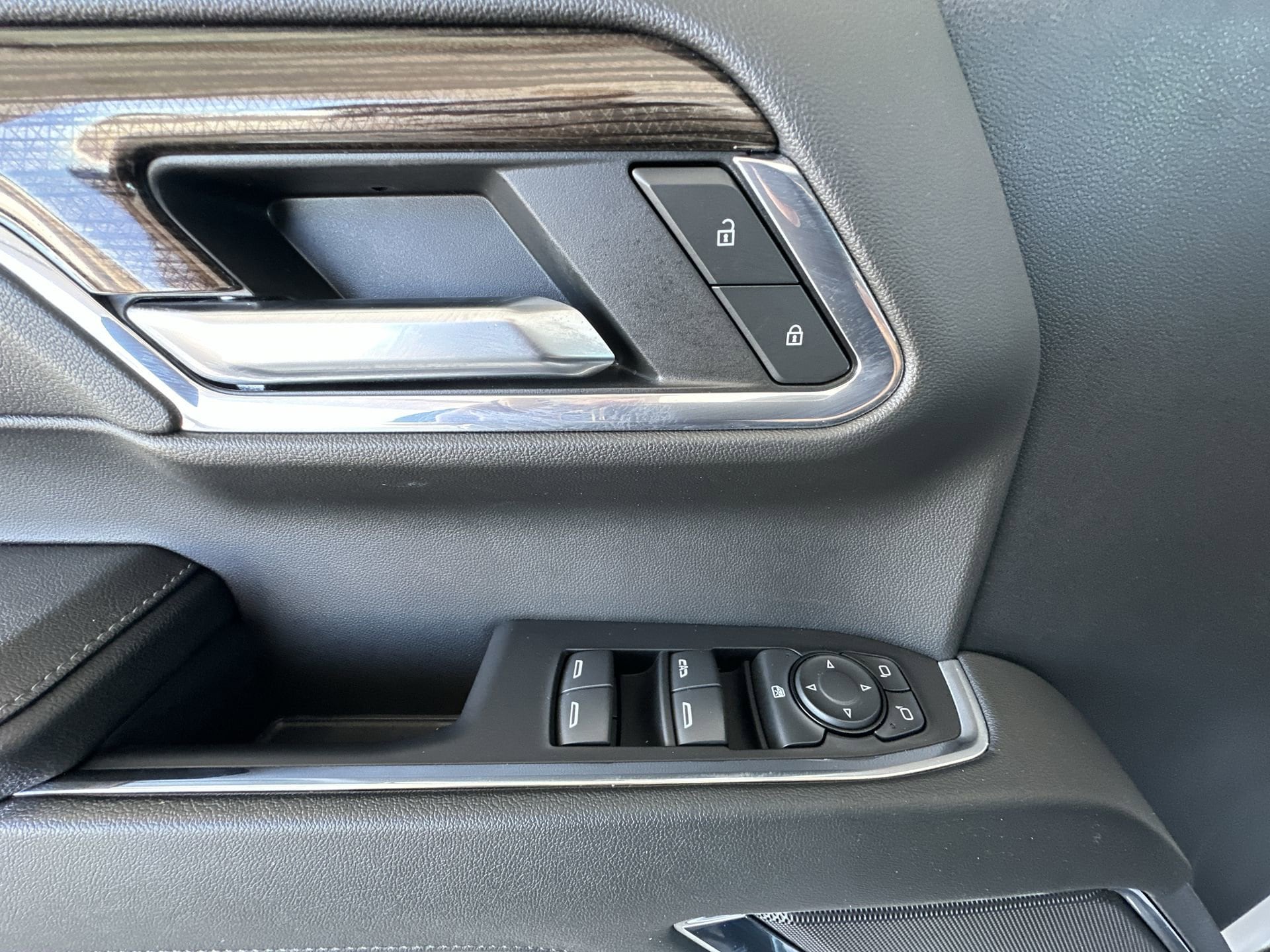 2024 Chevrolet Silverado 1500 RST - Photo 23