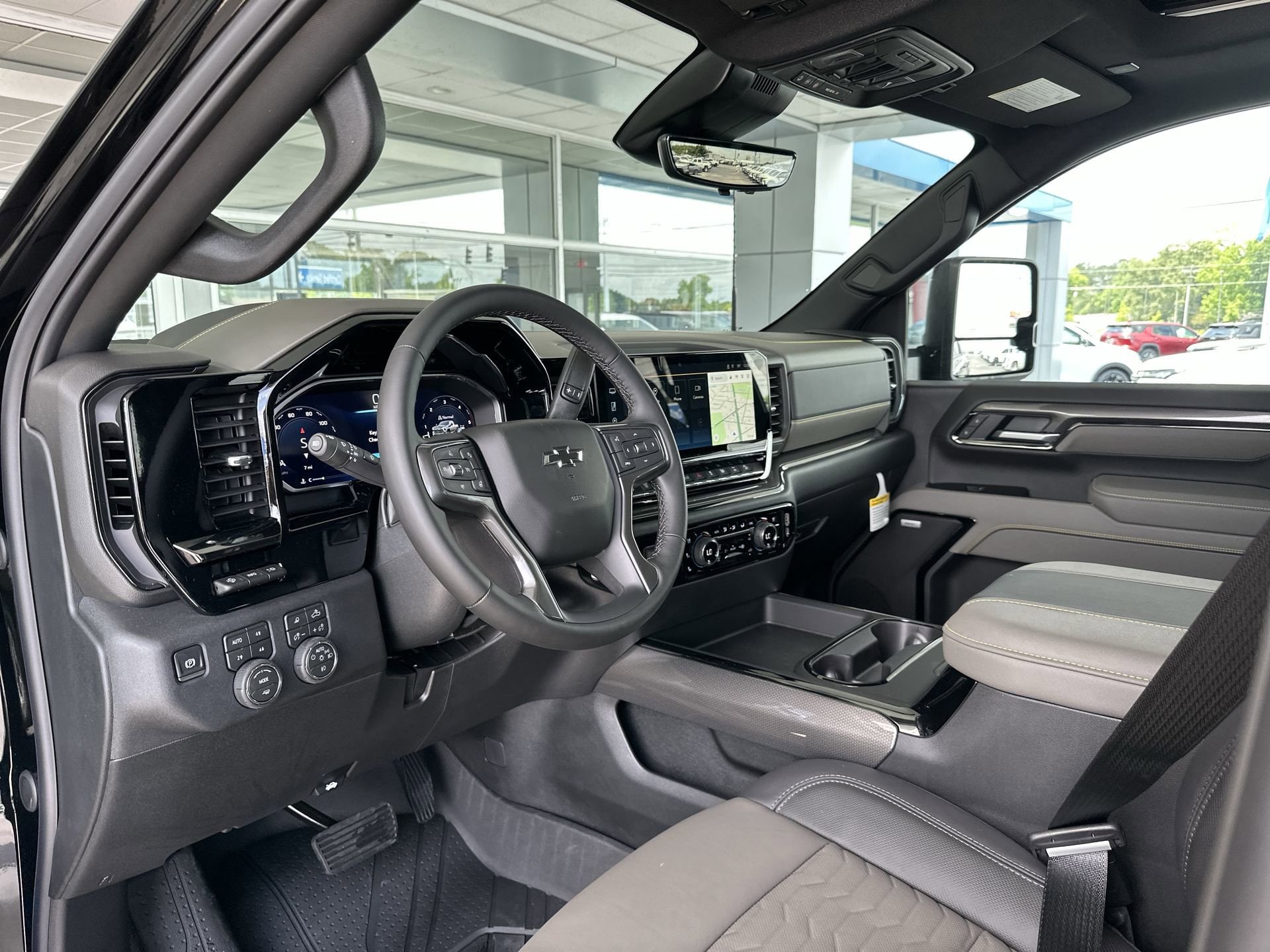 2026 Chevrolet Silverado 2500 HD ZR2 - Photo 10
