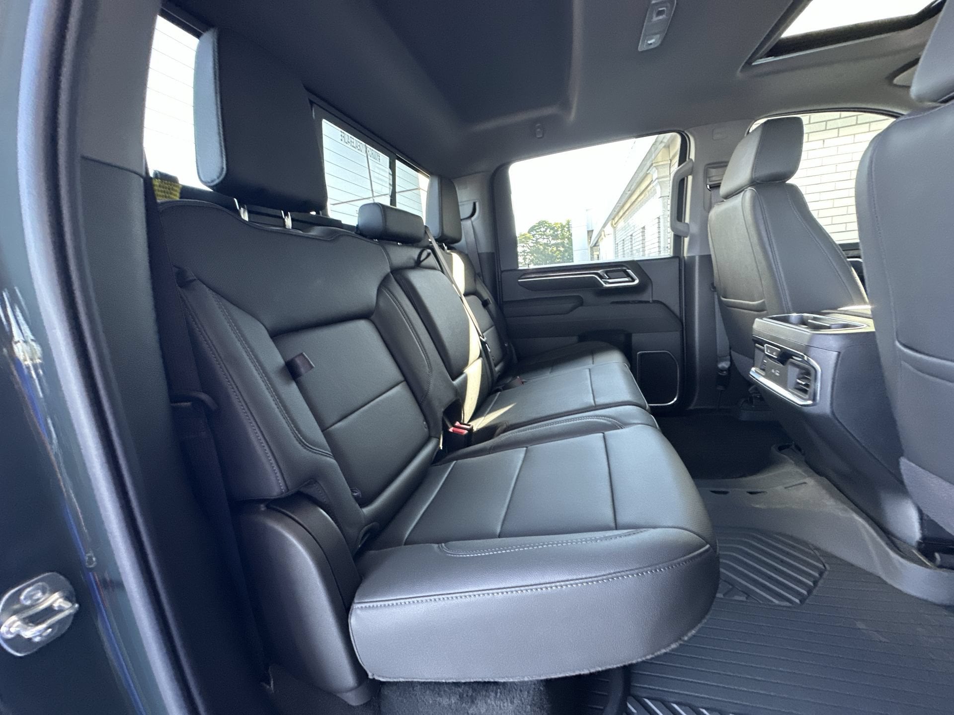 2026 Chevrolet Silverado 3500 HD LTZ - Photo 27