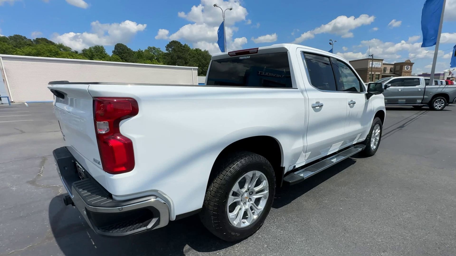 2026 Chevrolet Silverado 1500 LTZ - Photo 8