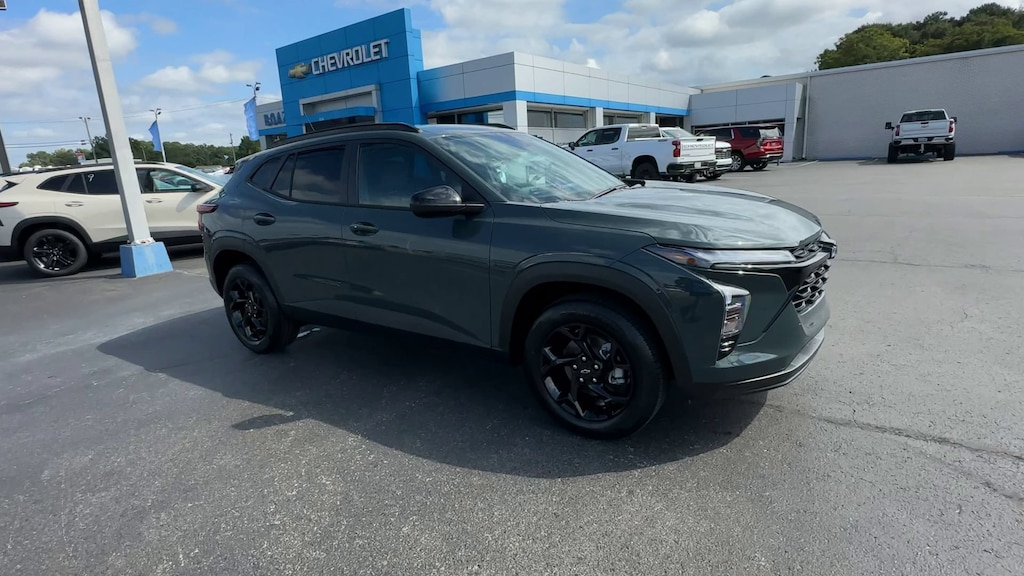 New 2026 Chevrolet Trax LT SUV