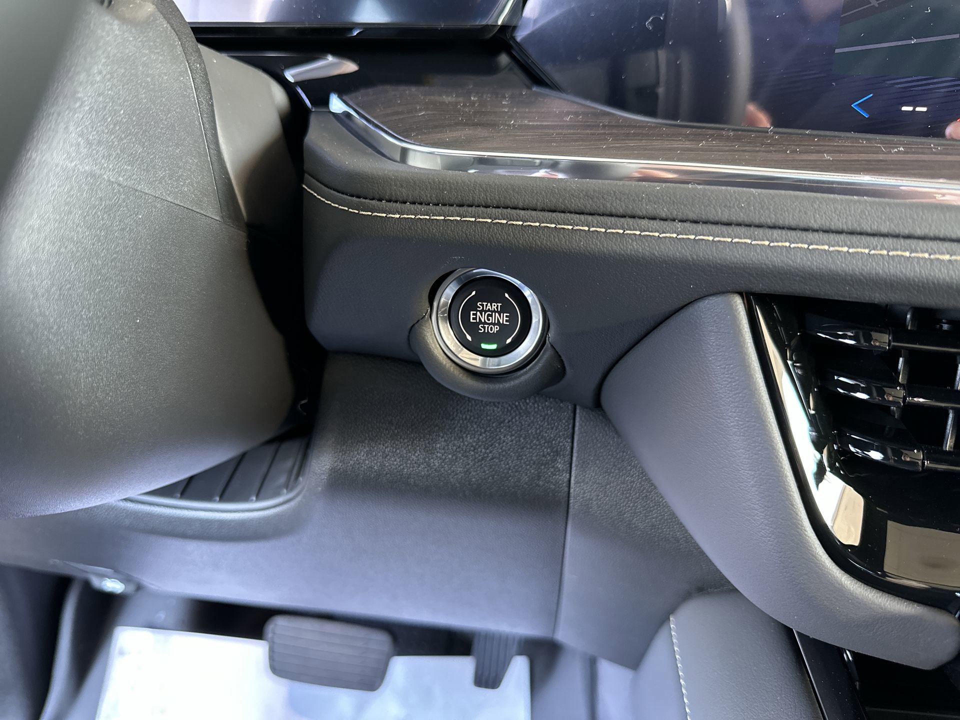2026 Chevrolet Tahoe Premier - Photo 17