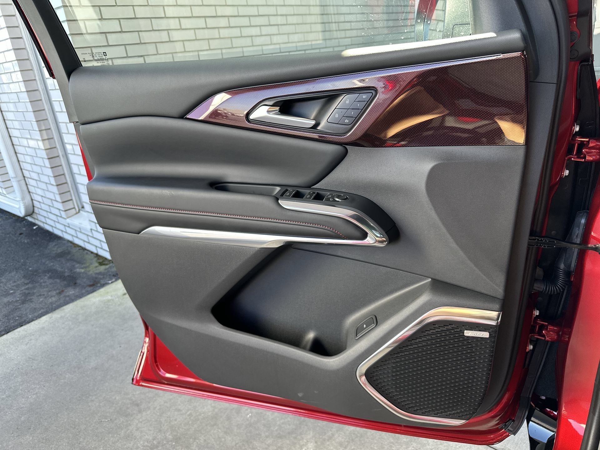 2027 Chevrolet Traverse RS - Photo 22