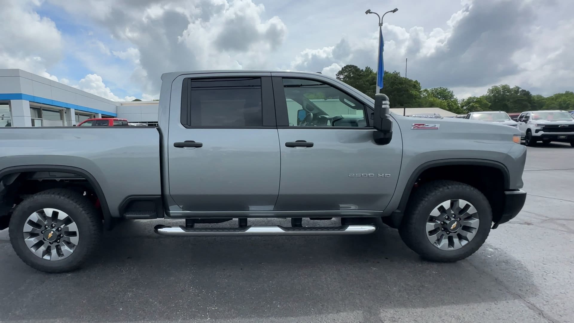 2026 Chevrolet Silverado 2500 HD Custom - Photo 9
