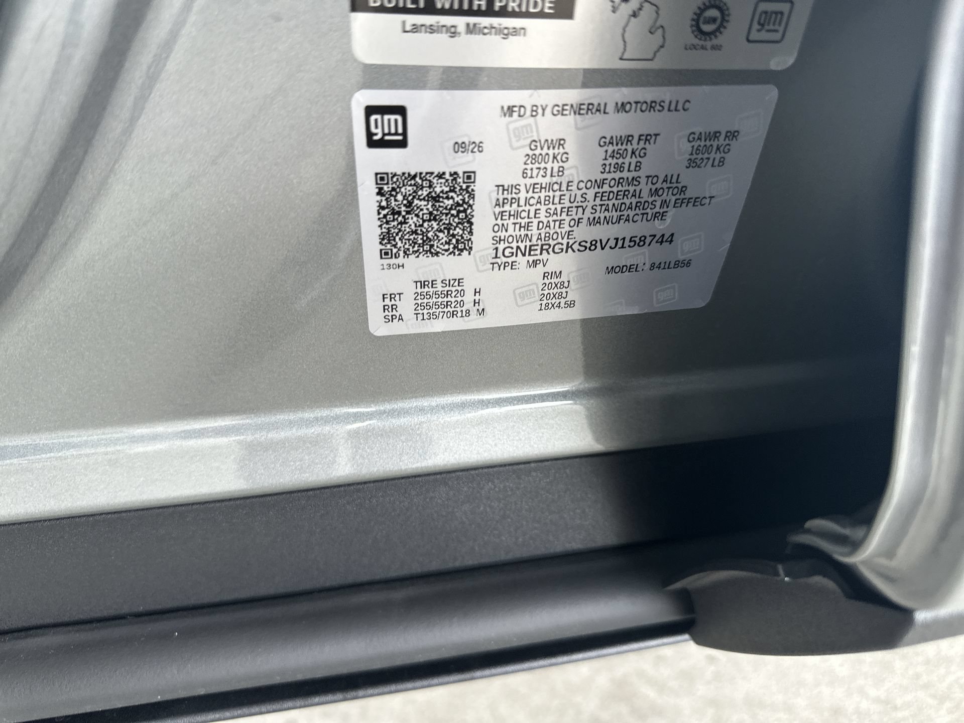 2027 Chevrolet Traverse LT - Photo 31