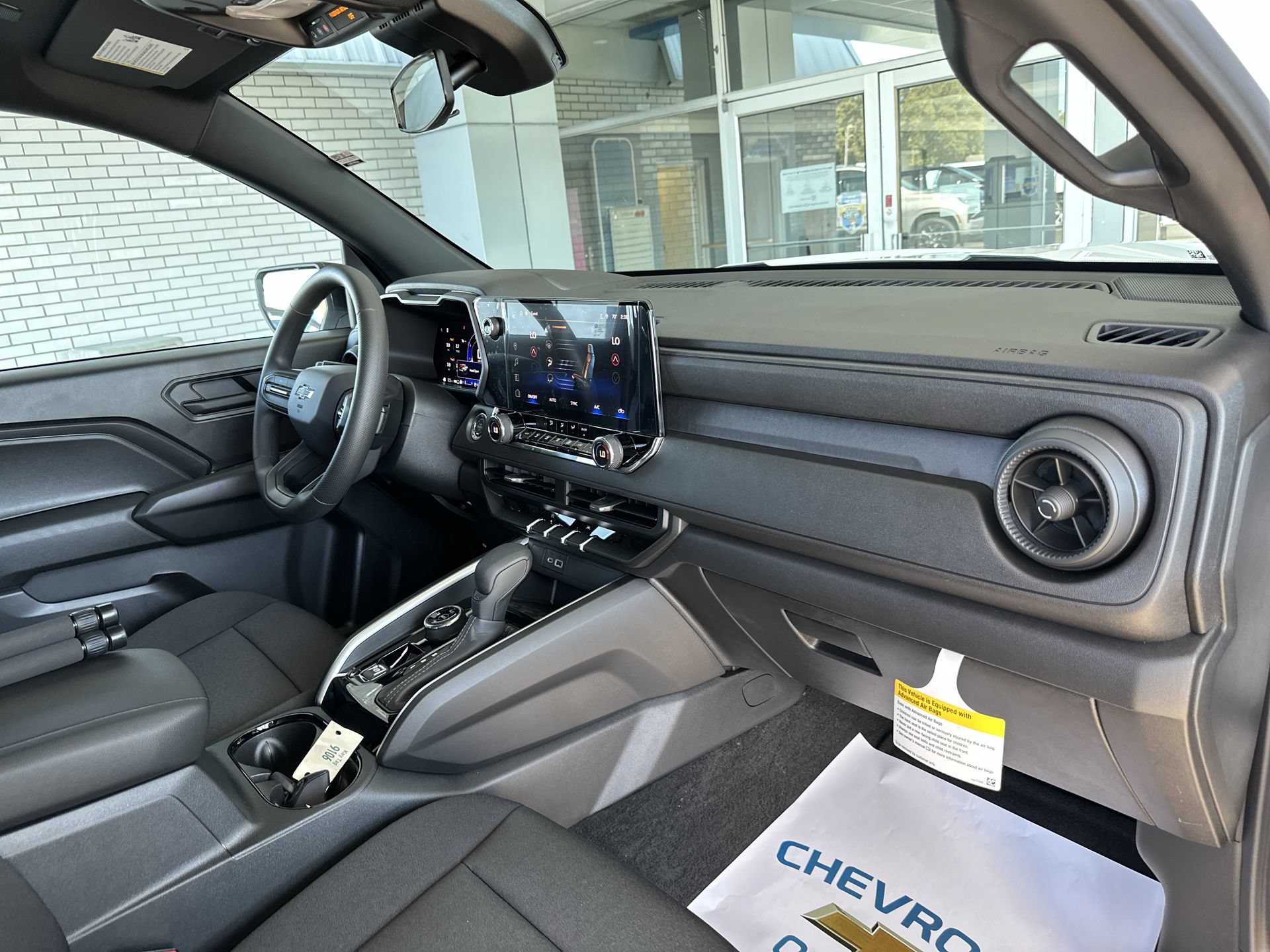 2026 Chevrolet Colorado Trail Boss - Photo 27