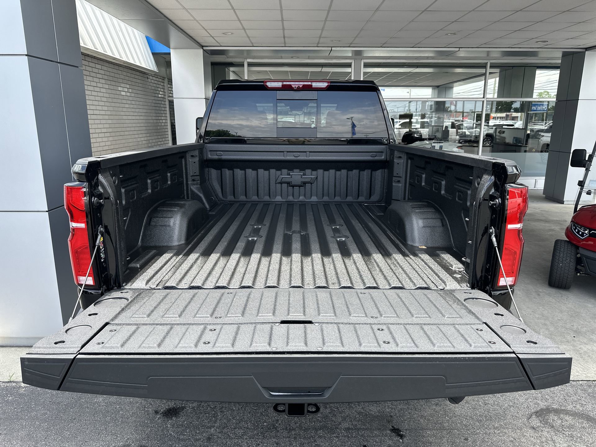 2026 Chevrolet Silverado 2500 HD ZR2 - Photo 34