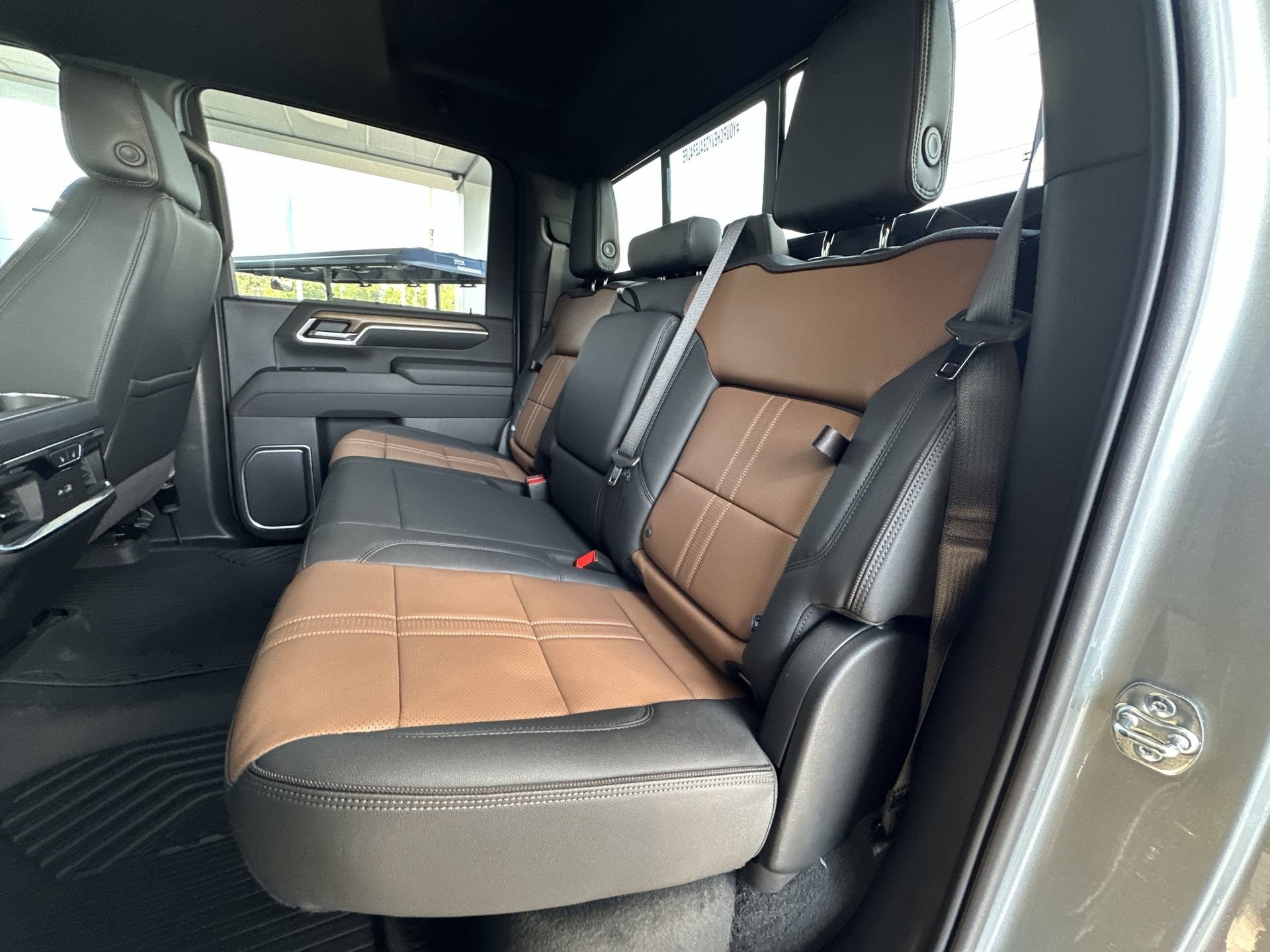 2026 Chevrolet Silverado 2500 HD High Country - Photo 26