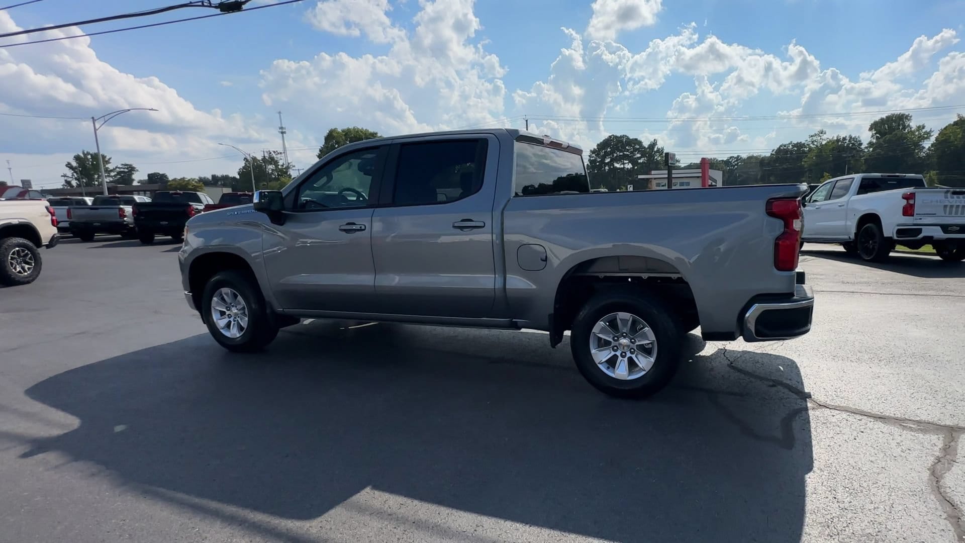 2026 Chevrolet Silverado 1500 LT - Photo 6