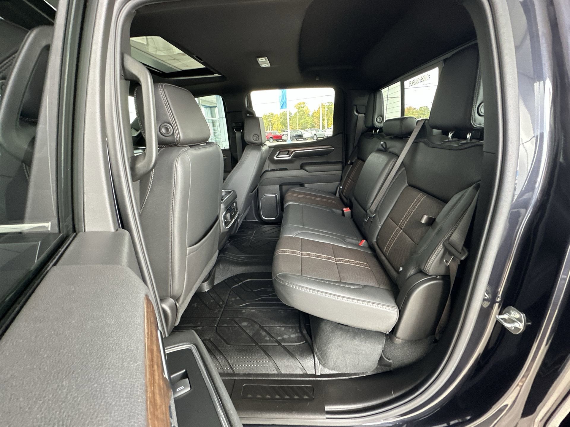 2023 Chevrolet Silverado 1500 High Country - Photo 26
