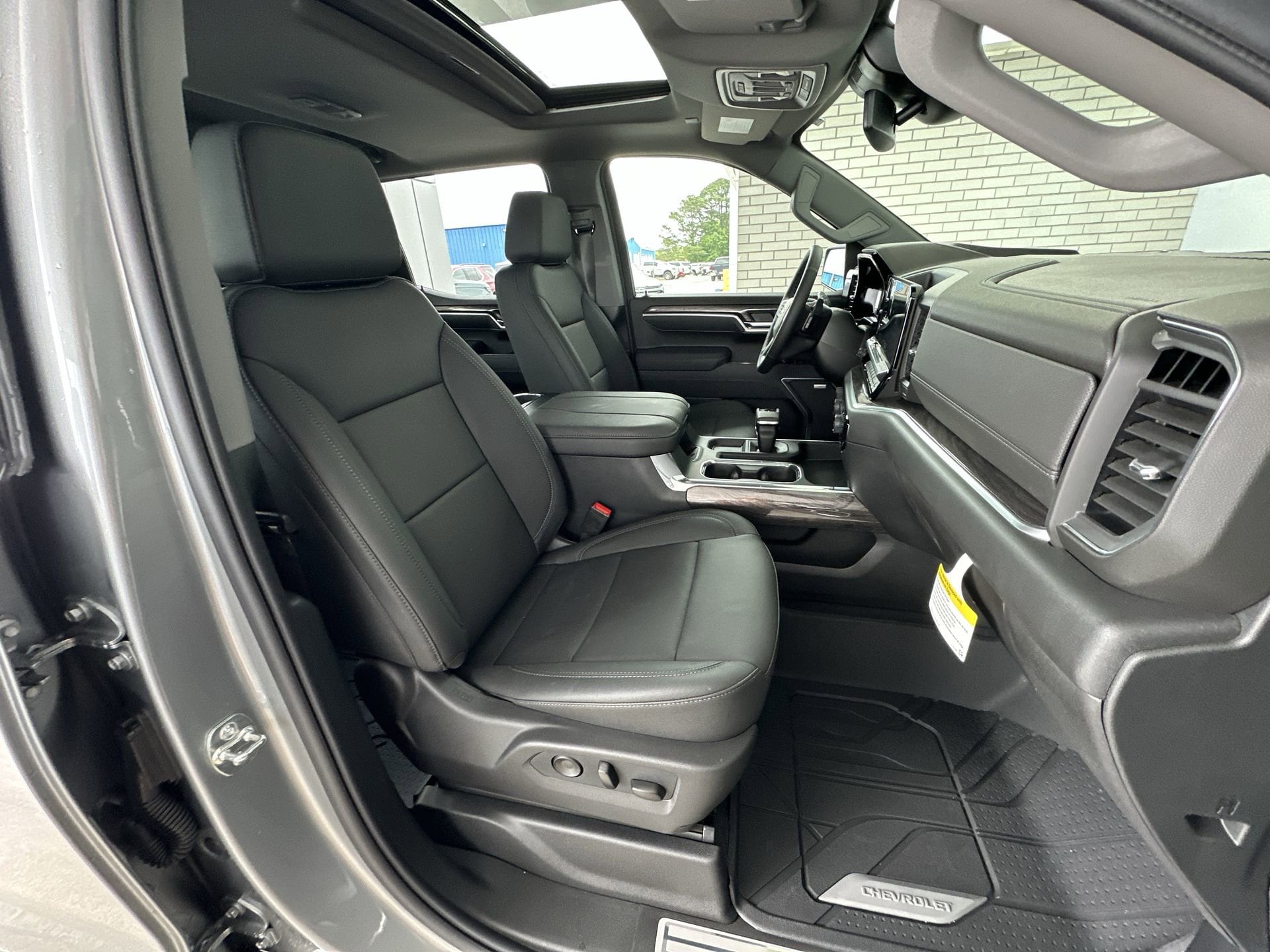 2026 Chevrolet Silverado 1500 LTZ - Photo 28