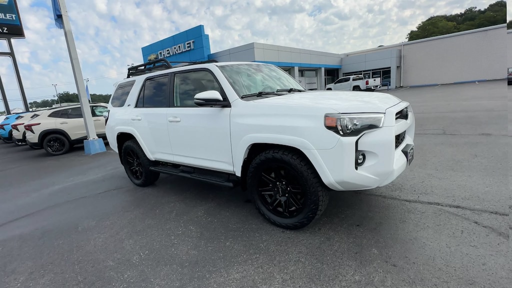 Used 2022 Toyota 4Runner SR5 Premium SUV