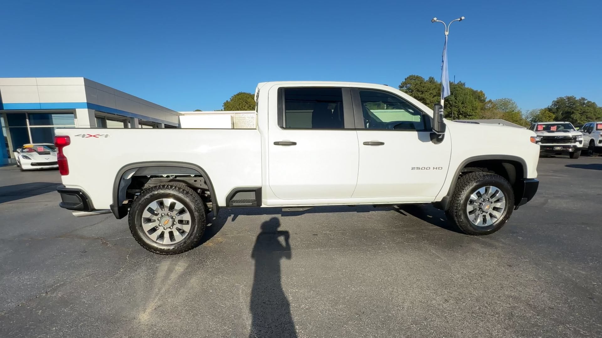 2026 Chevrolet Silverado 2500 HD Custom - Photo 9