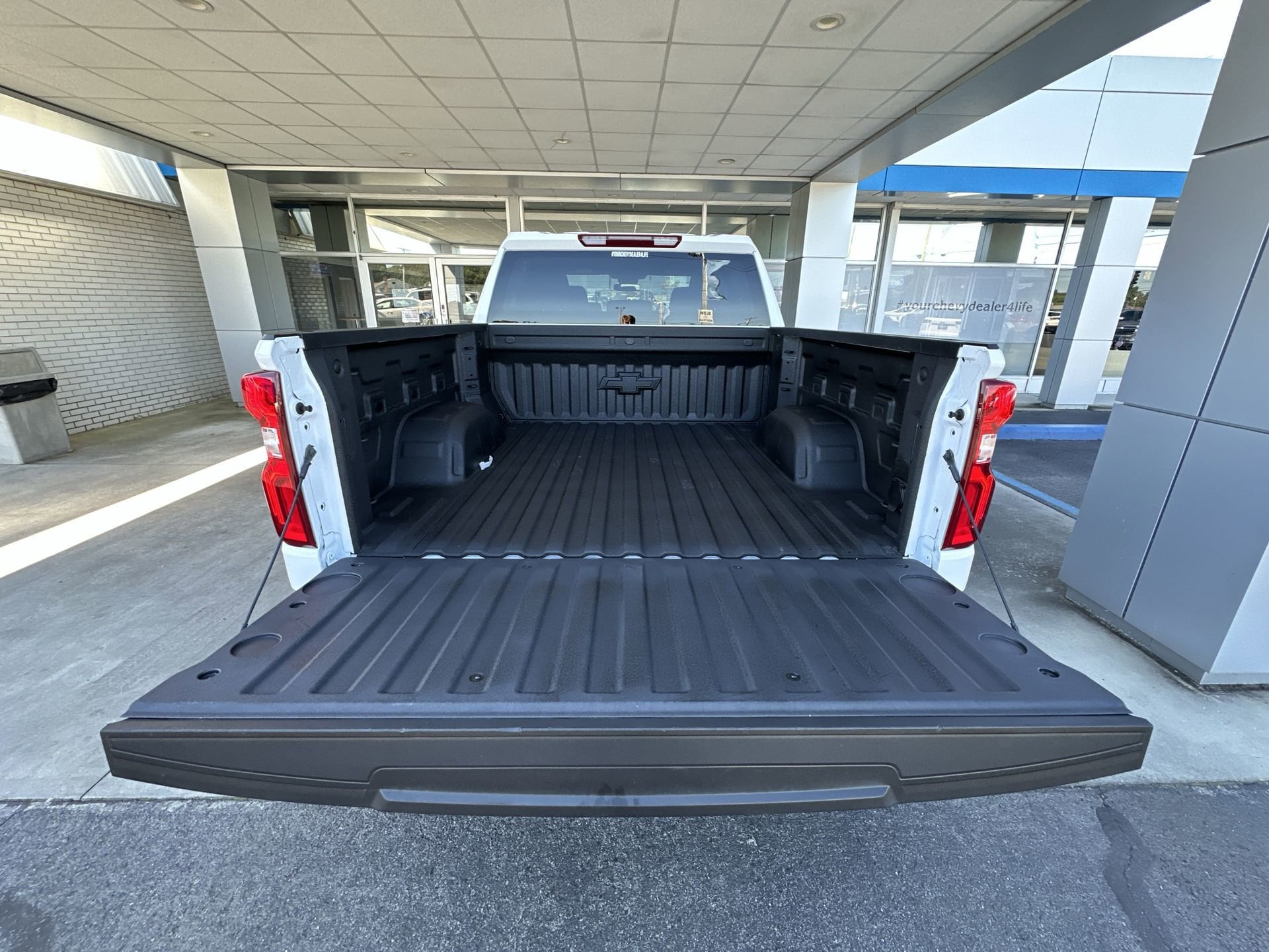 2024 Chevrolet Silverado 1500 RST - Photo 36