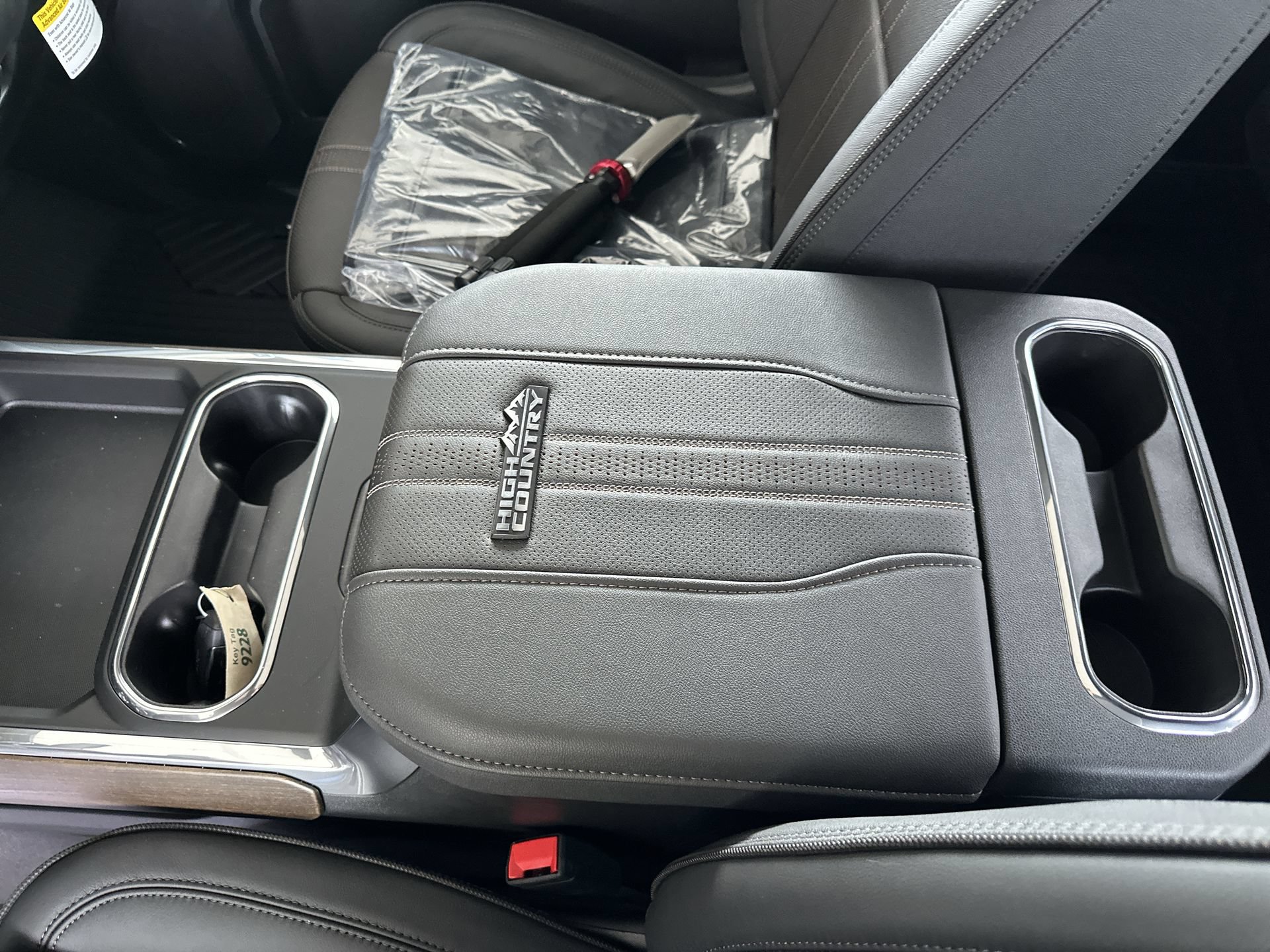 2026 Chevrolet Silverado 3500HD High Country - Photo 35
