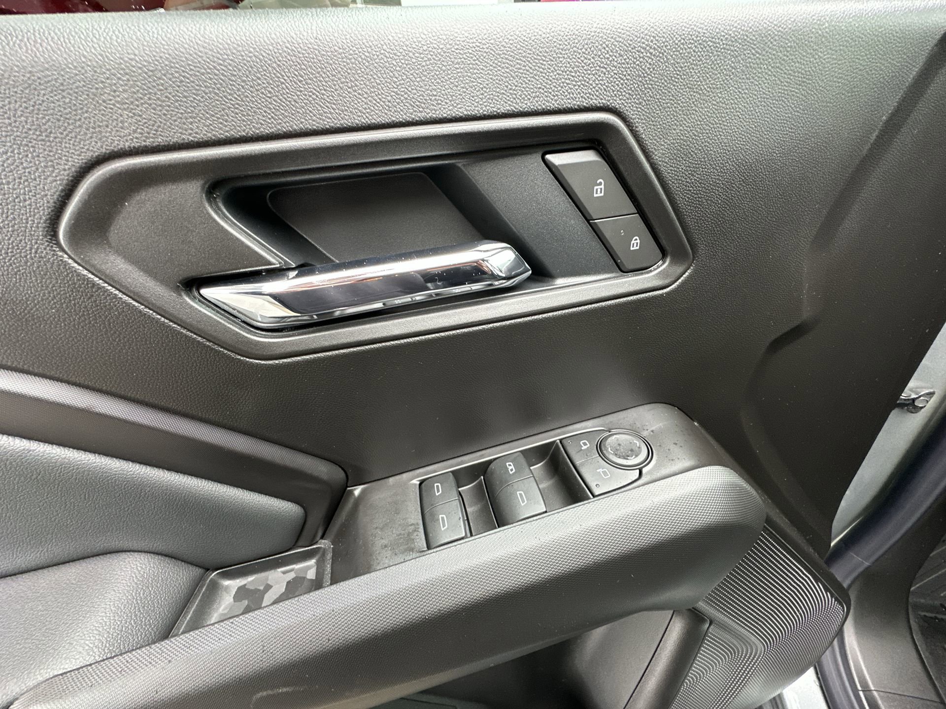 2026 Chevrolet Colorado LT - Photo 23