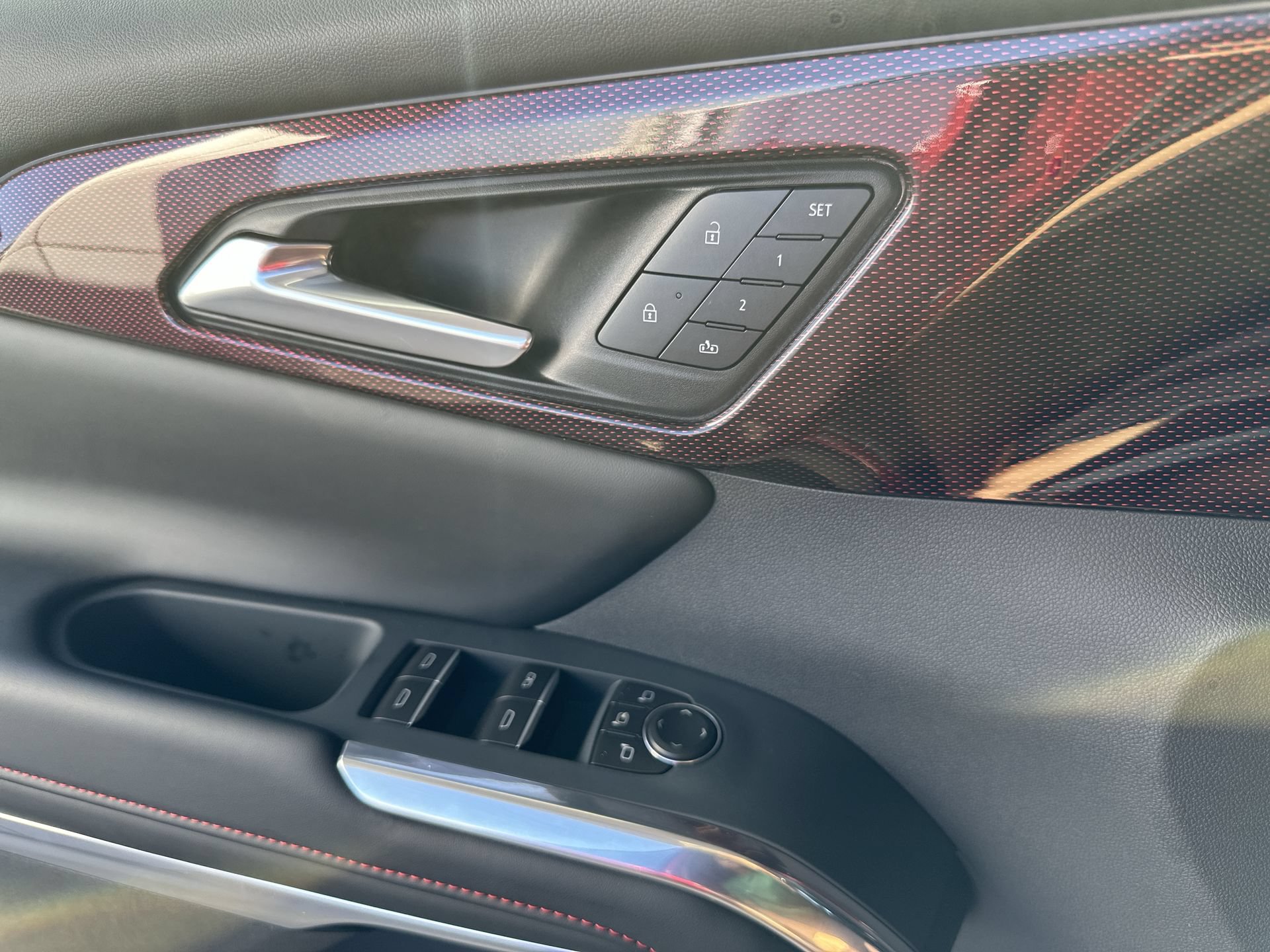 2027 Chevrolet Traverse RS - Photo 23