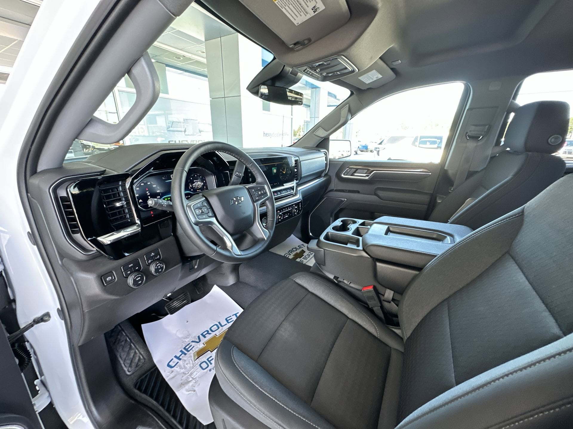 2024 Chevrolet Silverado 1500 RST - Photo 10