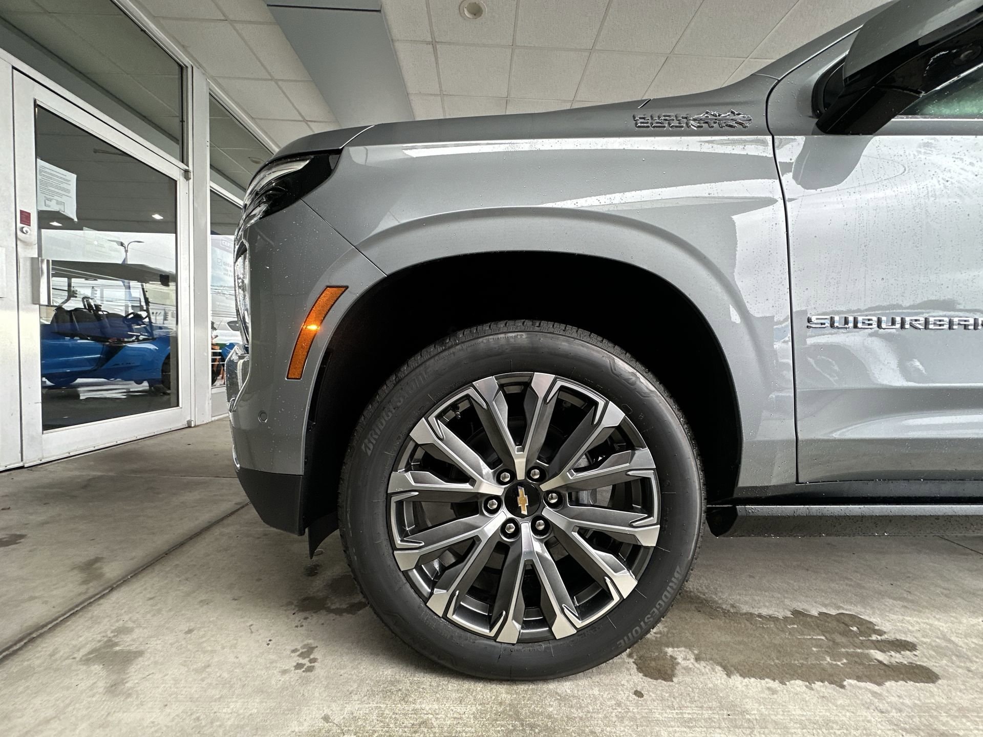 2026 Chevrolet Suburban High Country - Photo 32