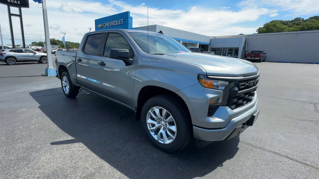 New 2026 Chevrolet Silverado 1500 Custom Truck