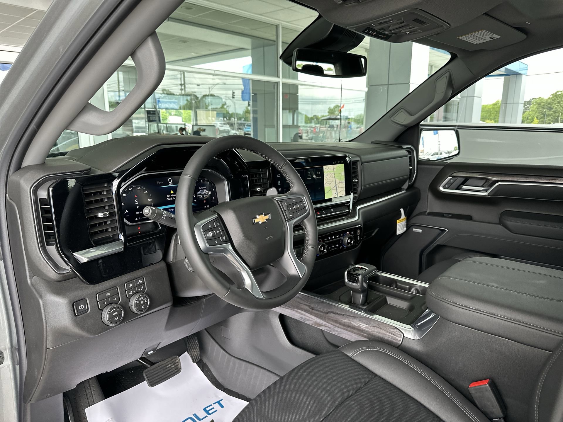 2026 Chevrolet Silverado 1500 LTZ - Photo 10