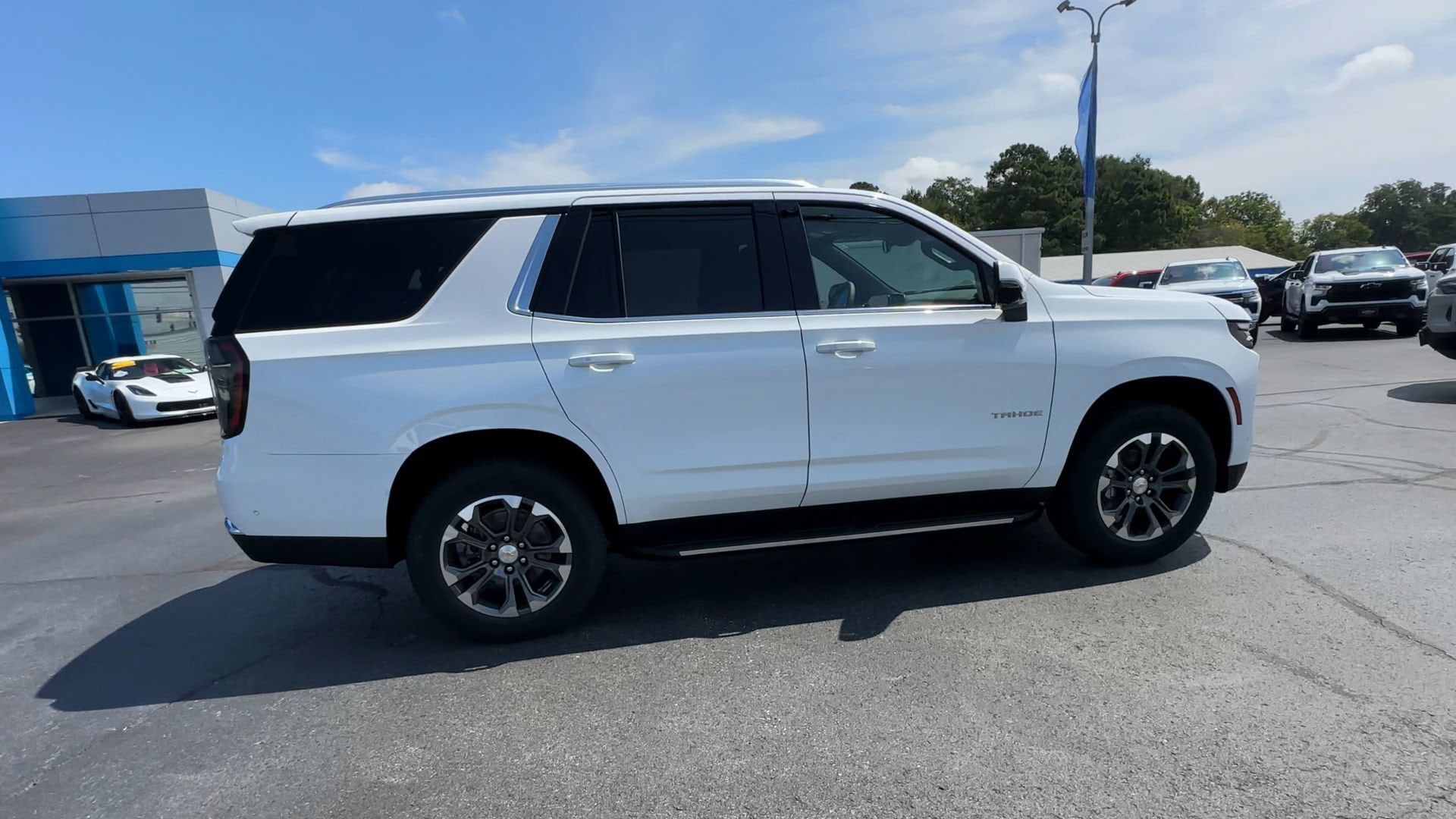 2026 Chevrolet Tahoe LT - Photo 8